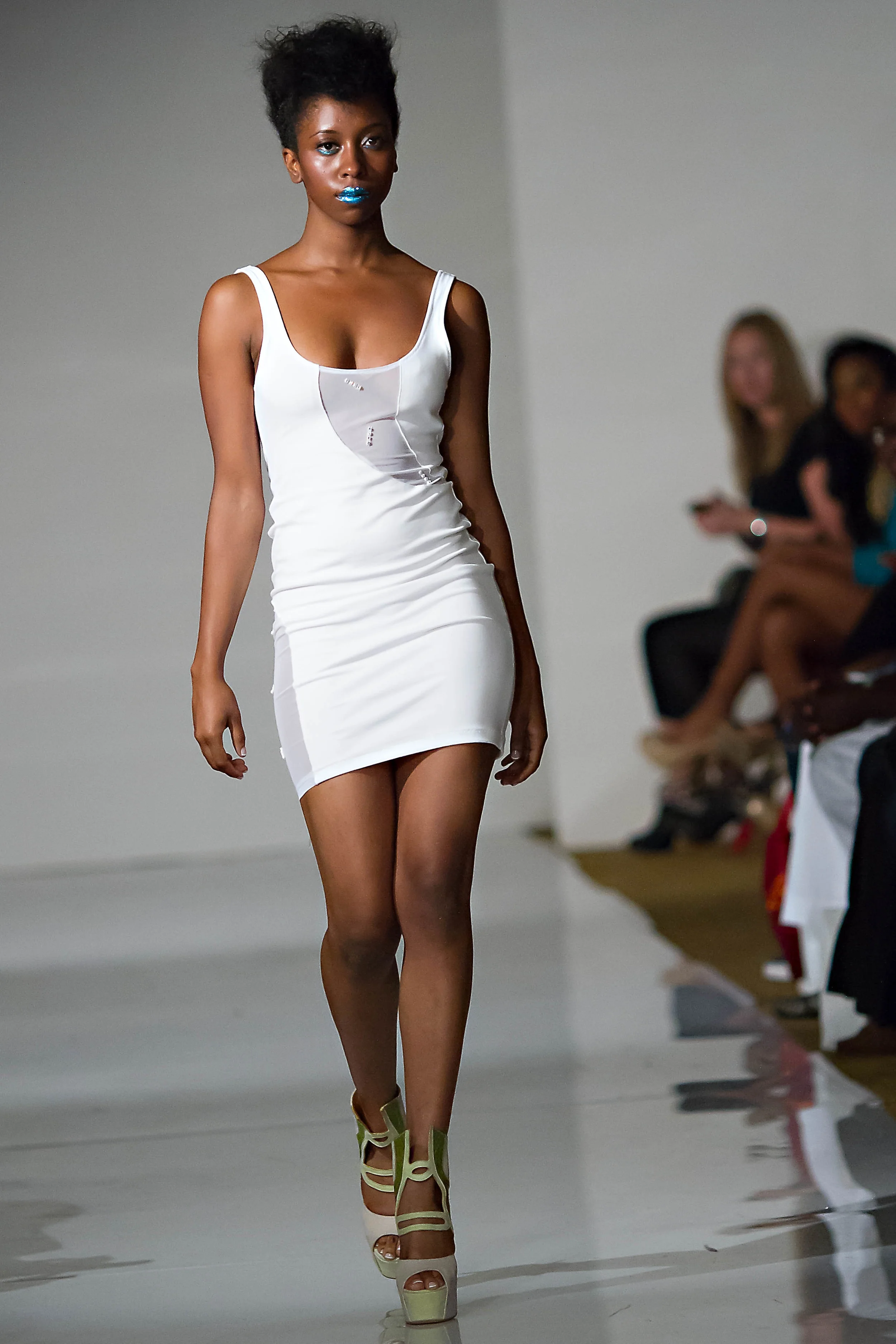 Fashion Week 2012 - Session 2B 148-Edit.jpg