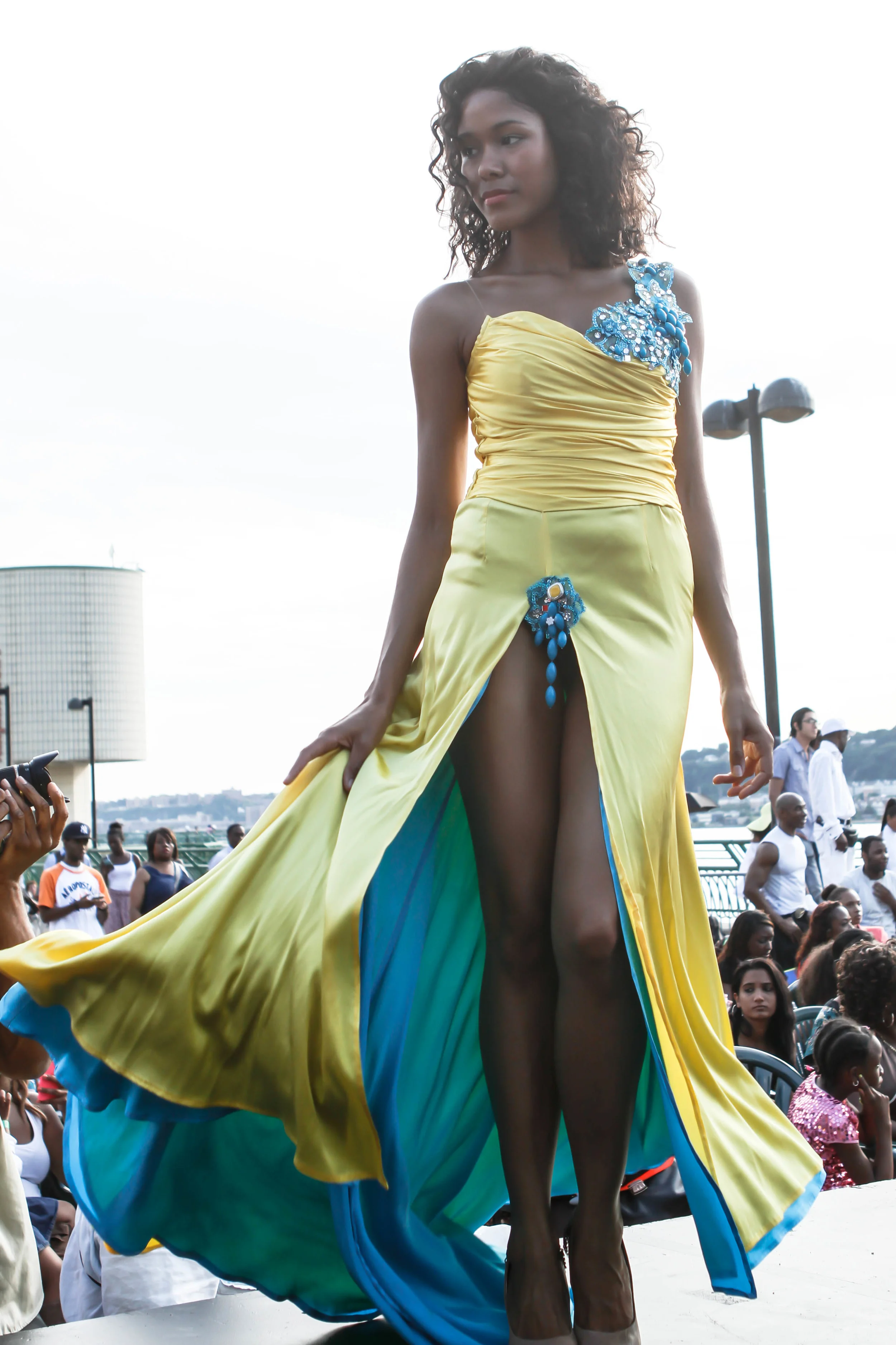 2012 Fashion On The Hudson