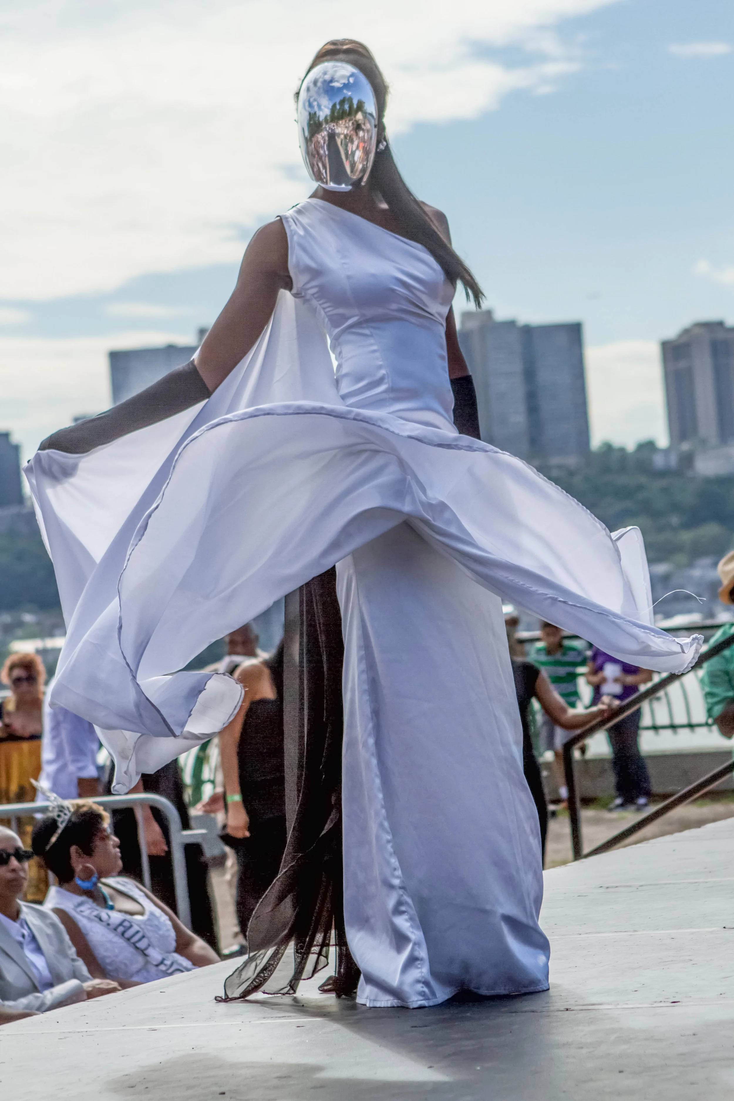 Fashion on the Hudson 2240.jpg