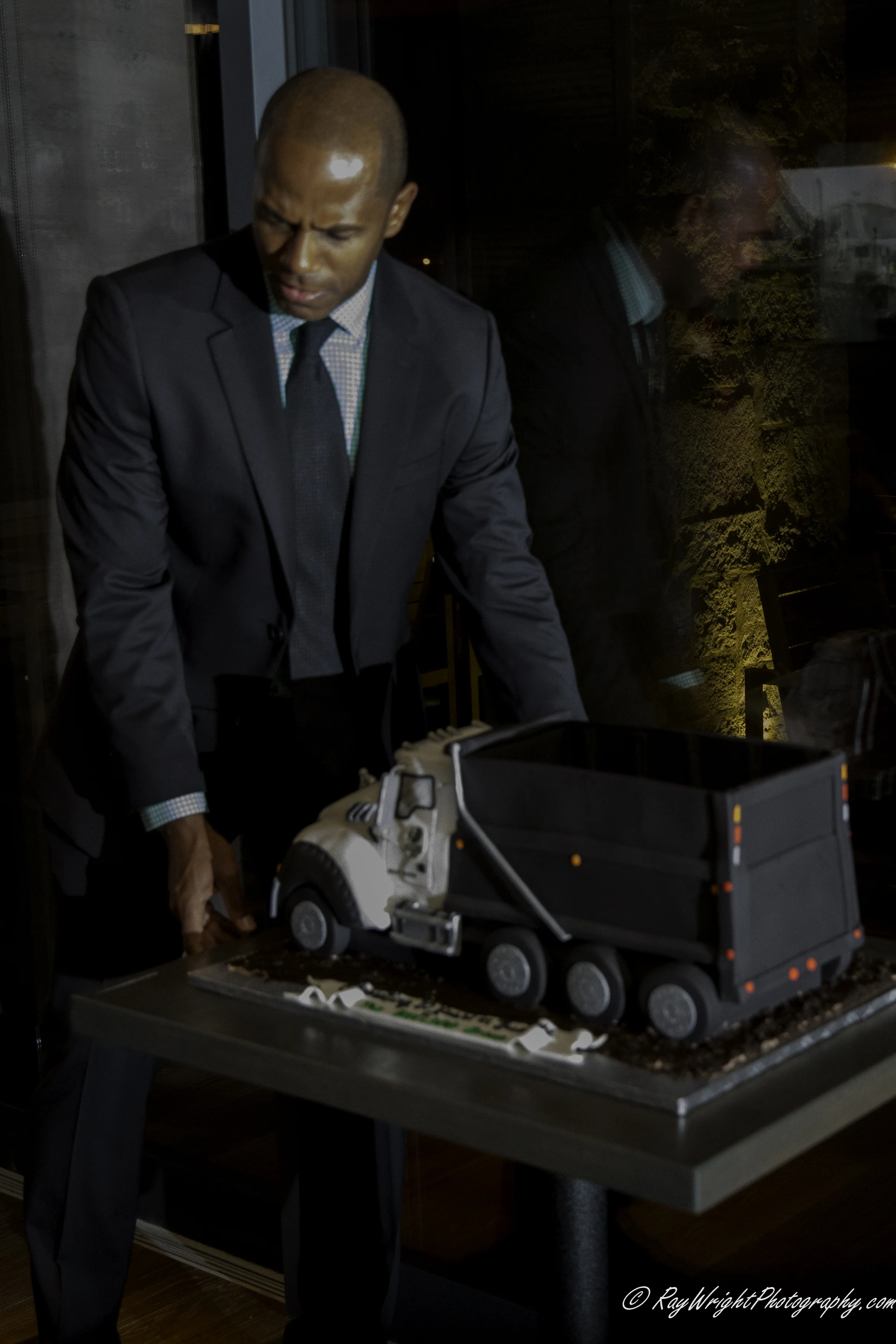 Bulldog 10 Yr Celebration 001.jpg