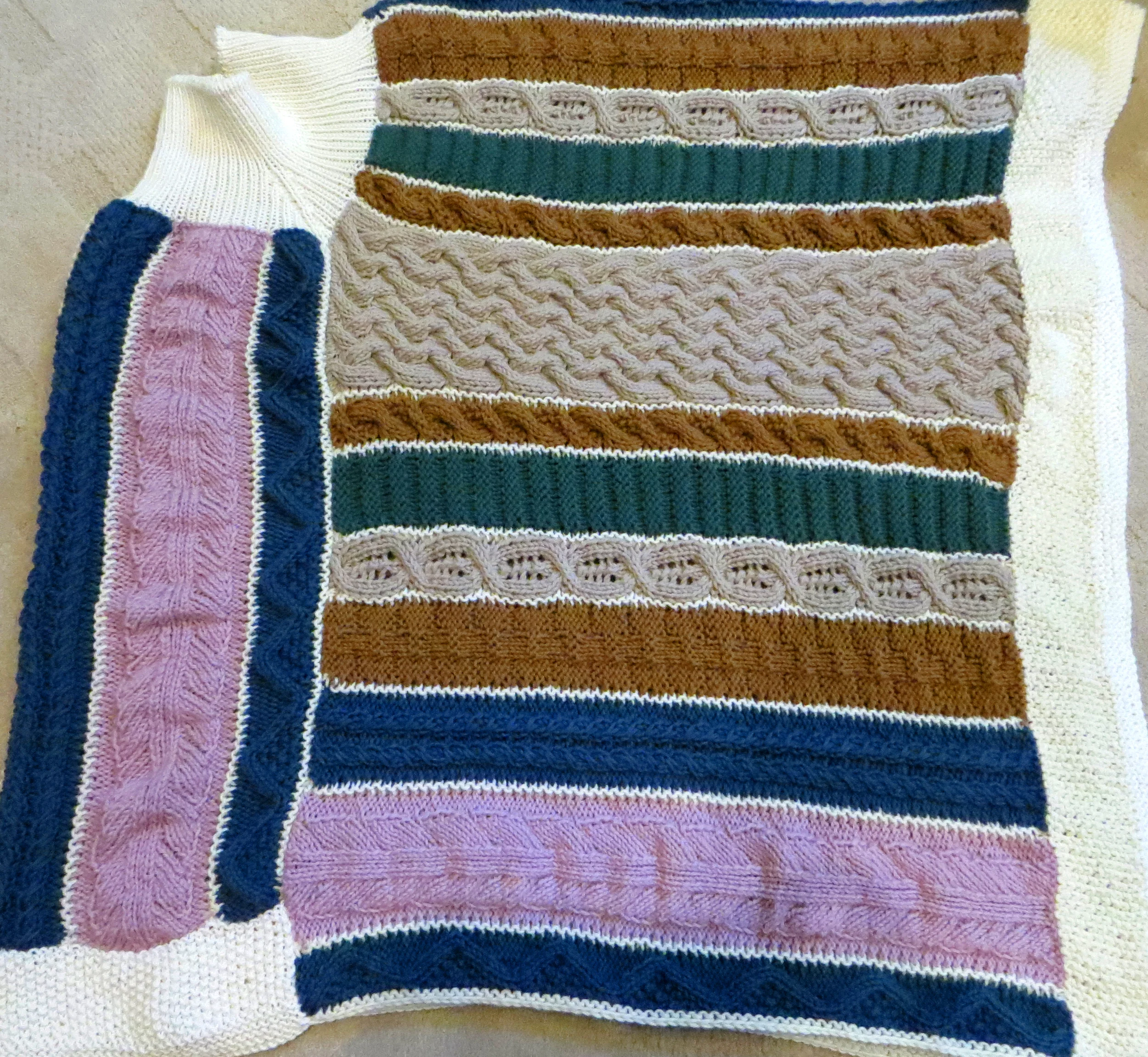 Domino Knitting Pocho