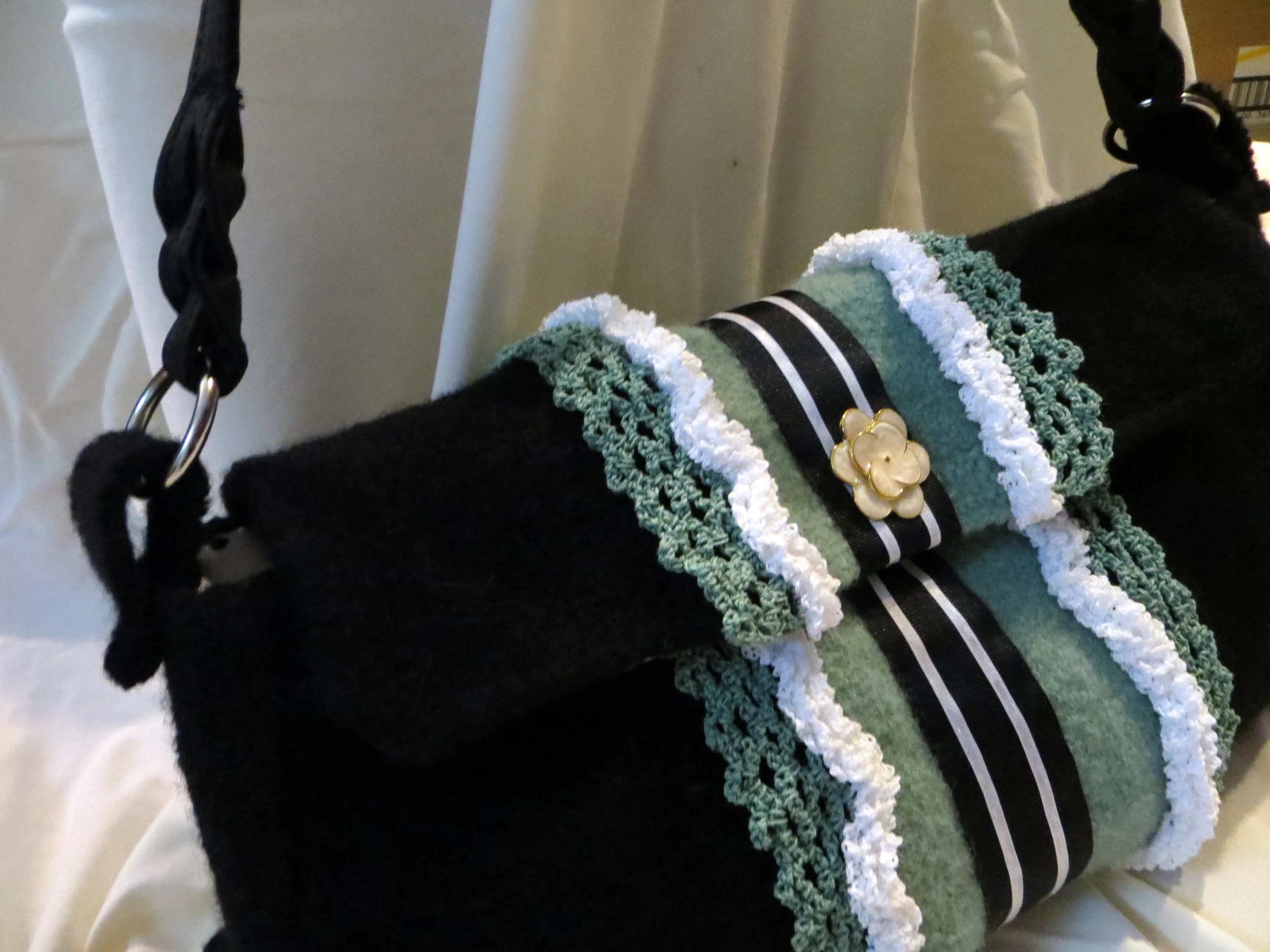 Lined handbag