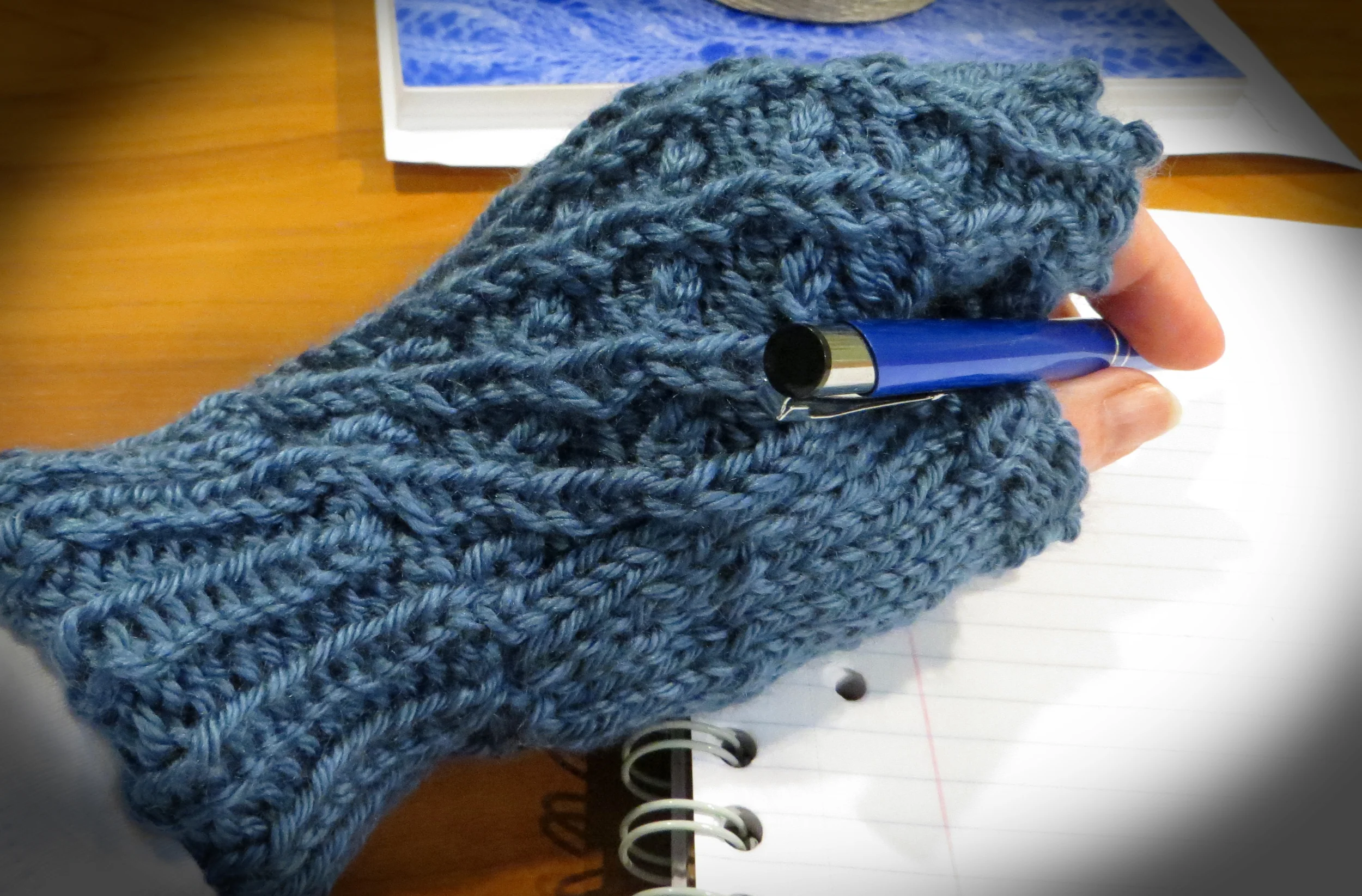 Cabled Mitts