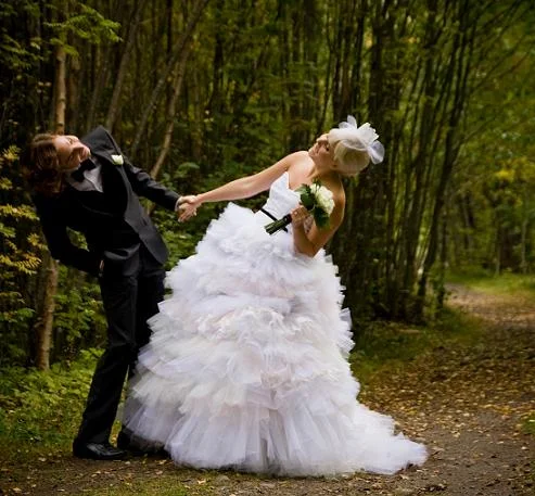 Anna_Lidström_Weddingdress_Underbaraclara3.jpg