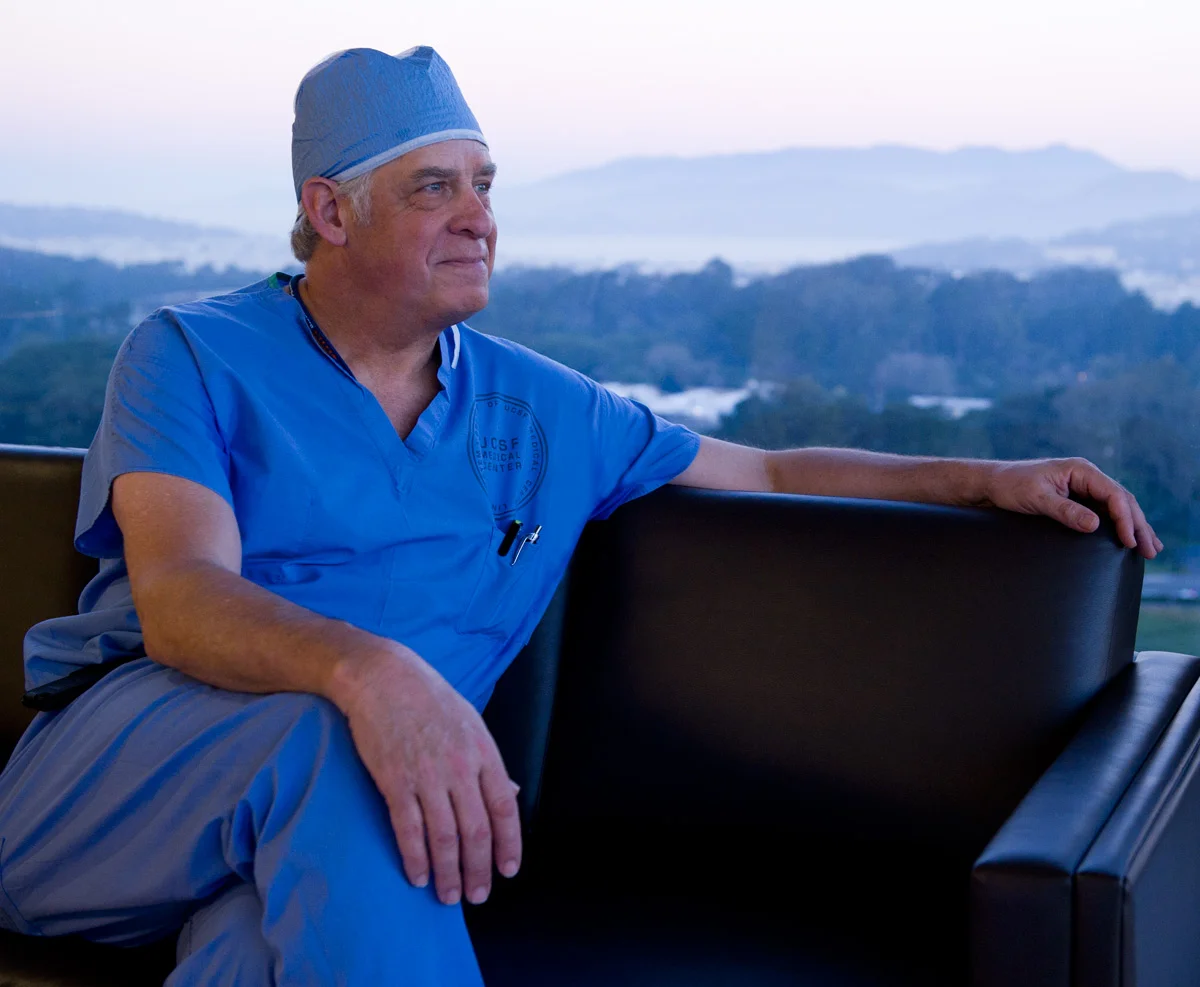 Dr-Roberts_3730.jpg