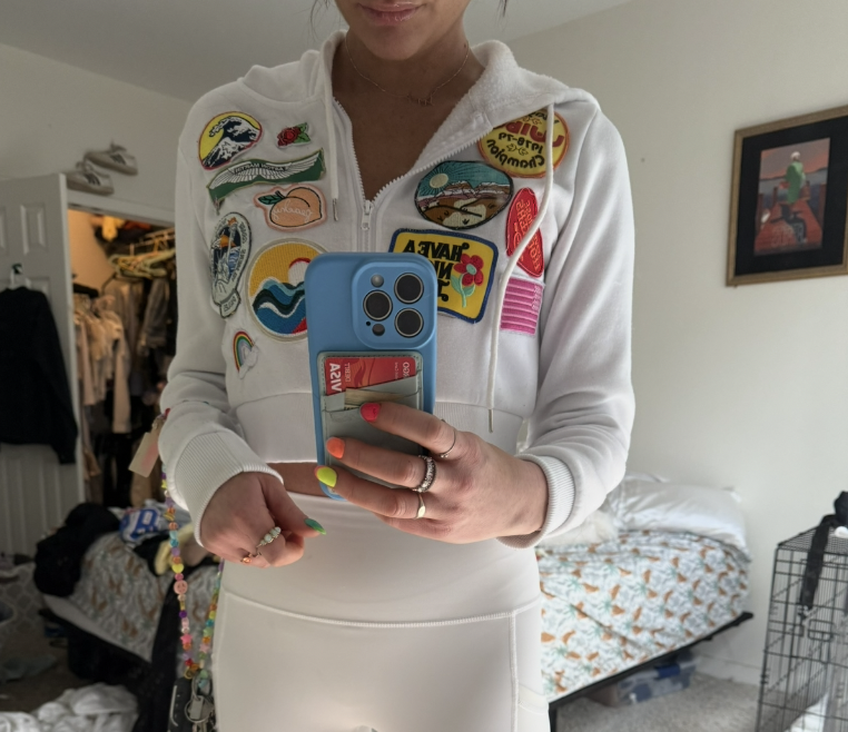 white-sweatshirt.png