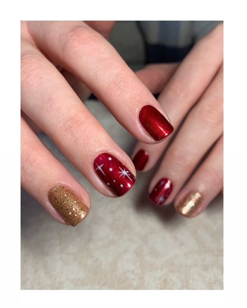 WHAT SHALL YOU BE HAVING??

Have you chosen your Christmas colour/design yet?

Here&rsquo;s some inspo for you&hellip;&hellip;..

#christmasnails #christmas #christmasnailinspo #nailinspiration #christmasnailinspiration #christmasnailart @thegrange62