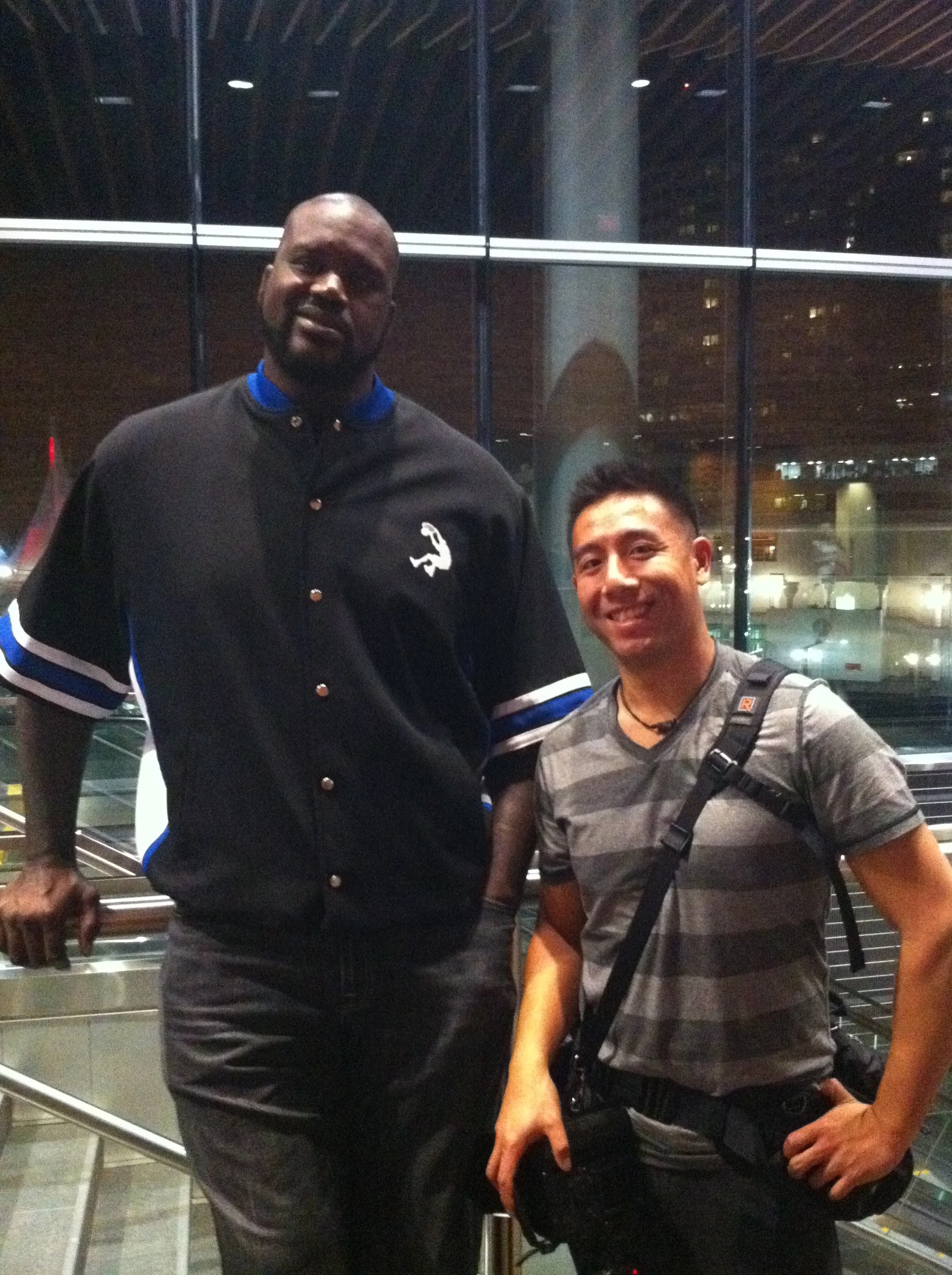 photo-shaq.JPG