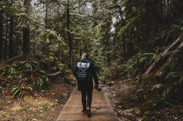 Solitude. 🌲 🥾 
For my second &ldquo;Me Day&rdquo; I decided to take a lil hike. Got a bit soaked from the rain, but hey it&rsquo;s Vancouver 😄

#selfportrait #canoneosr #northshore #1535mm #northvancouver #bc #outdoors #westcoast #intothewoods #hi