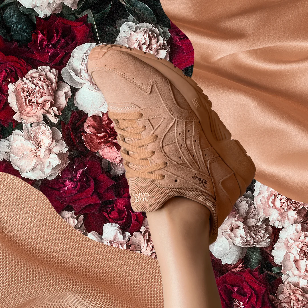 ASICS_RGB_BB_GOLD_On_Foot_Still_Mesh_Bleached_Apricot.jpg