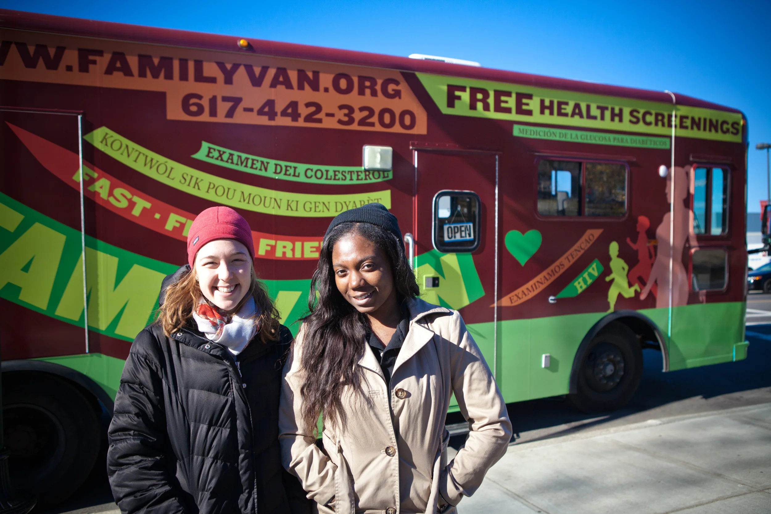 0101_FamilyVan2013_MimAdkinsPhoto.jpg