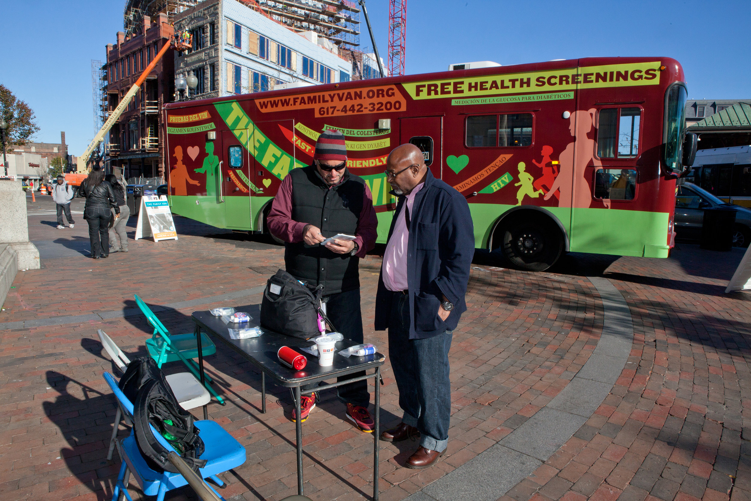 0055_FamilyVan2013_MimAdkinsPhoto-small.jpg