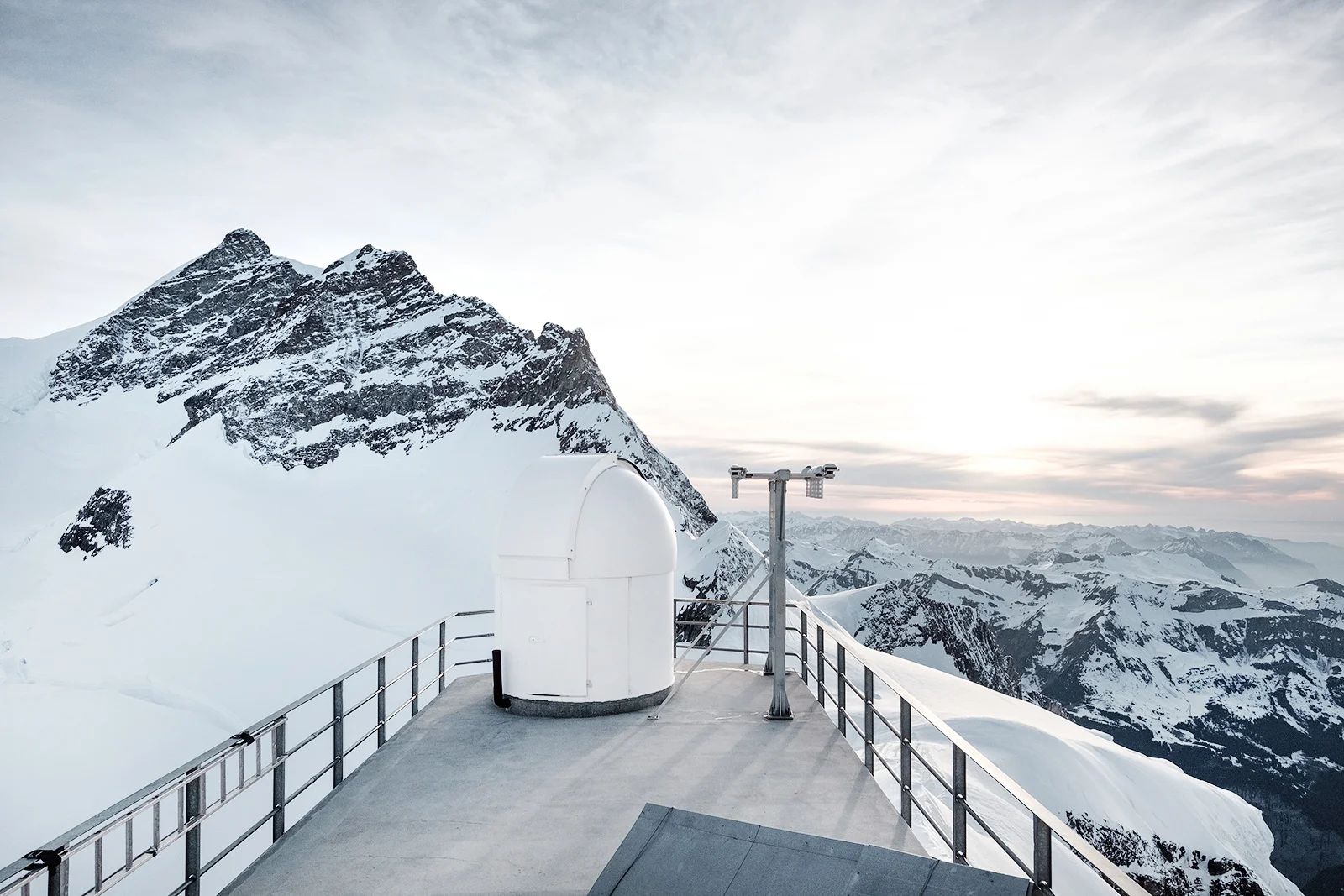 Samuel-Zeller-Jungfraujoch-sphinx-observatory-10.jpg