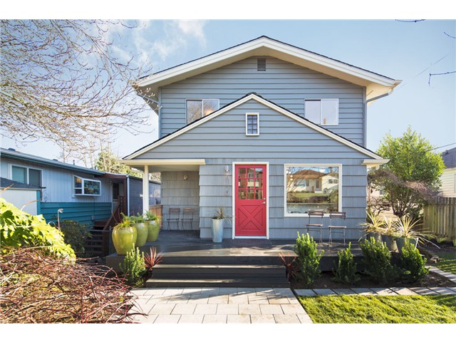 Open site lines & natural light are the trademark of this turn-key contemporary masterpiece. Gorgeous, natural wood vaulted ceilings & custom built -ins. Large windows & french doors lead to private outdoor spaces. Premium, modern kitch & 3 updated baths w/quality sustainable finishes. Glorious master w/endless closets. Bright lower level w/guest suite. Potential MIL w/private entrance.