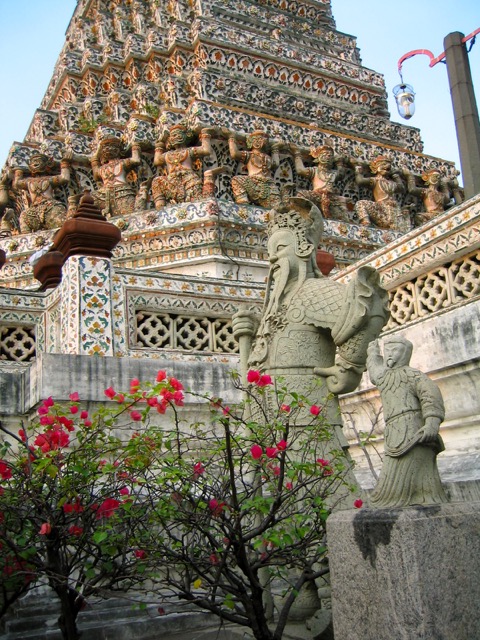 Wat Arun. Bangkok, Thailand
