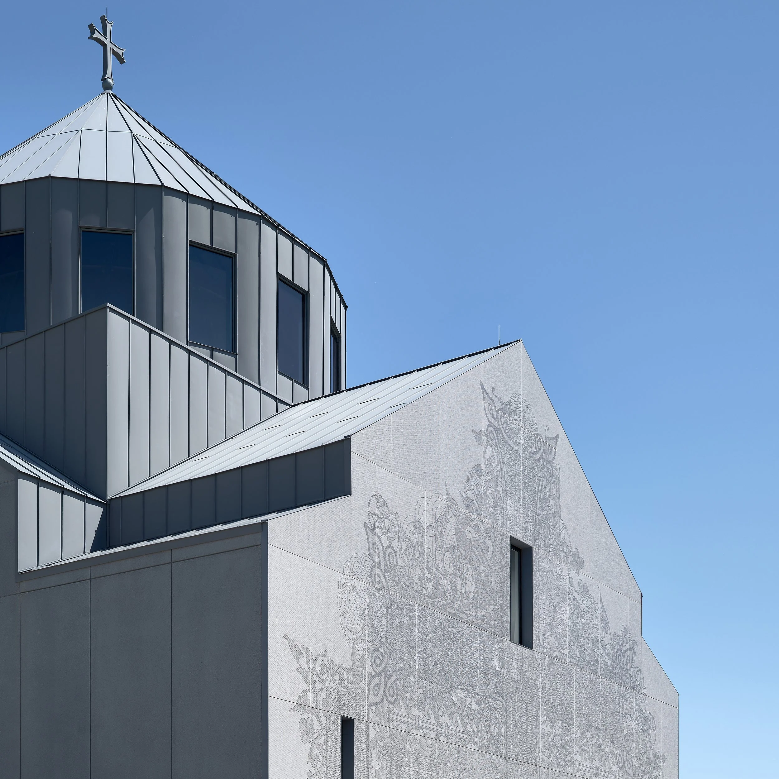 St Sarkis_3418rSQ.jpg