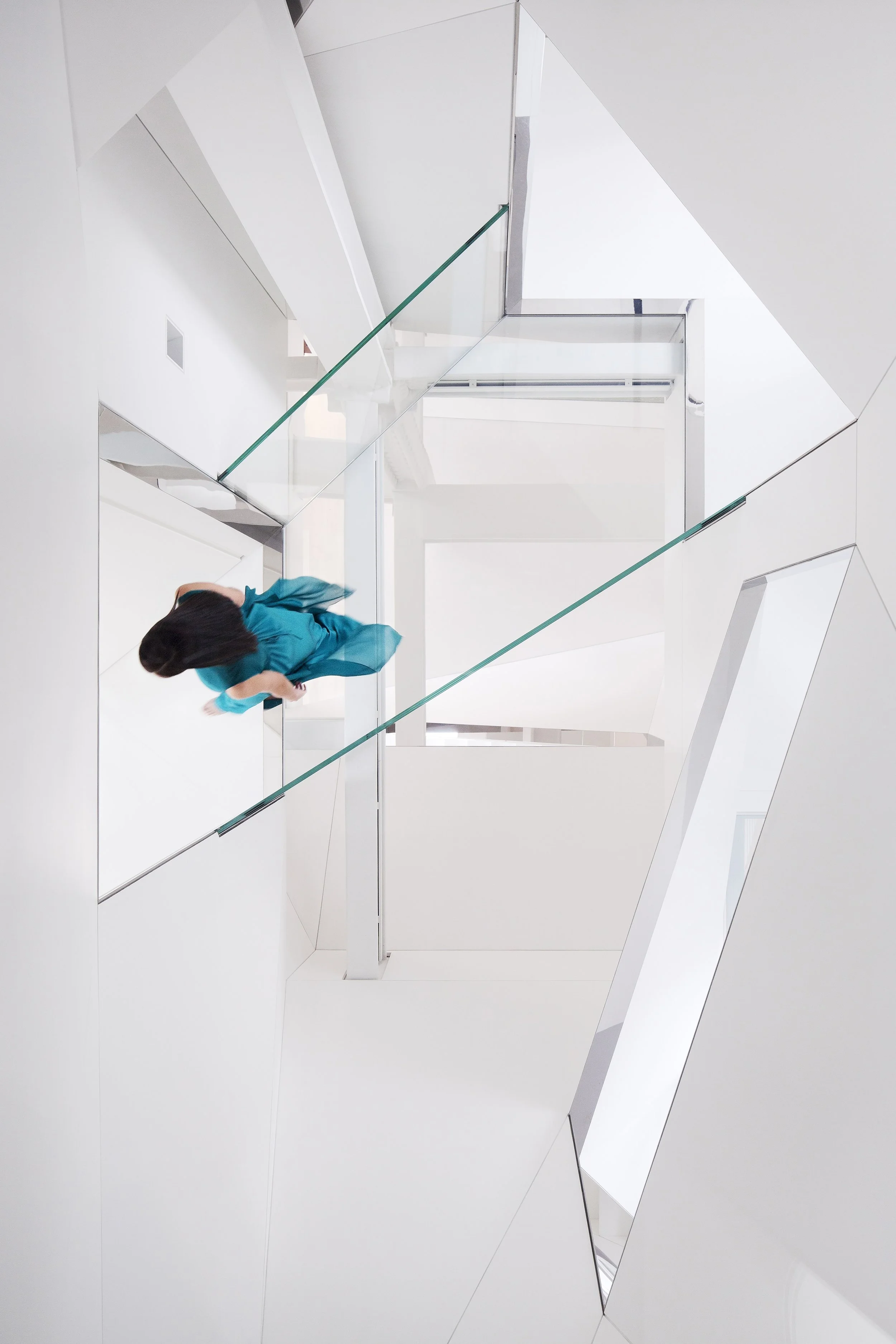 2013-01-001_0906h-v2_2x3_3840x2560 R.jpg