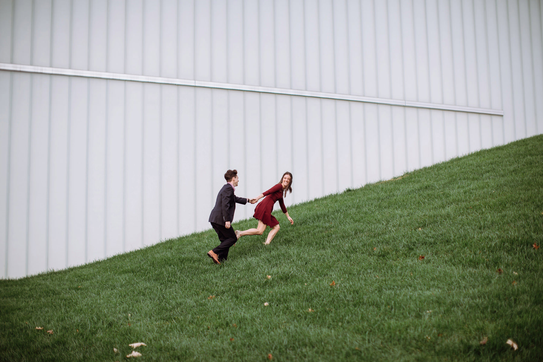 153_Nelson Atkins Art Museum Engagement Session Kansas City, Missouri_Kindling Wedding Photography.JPG