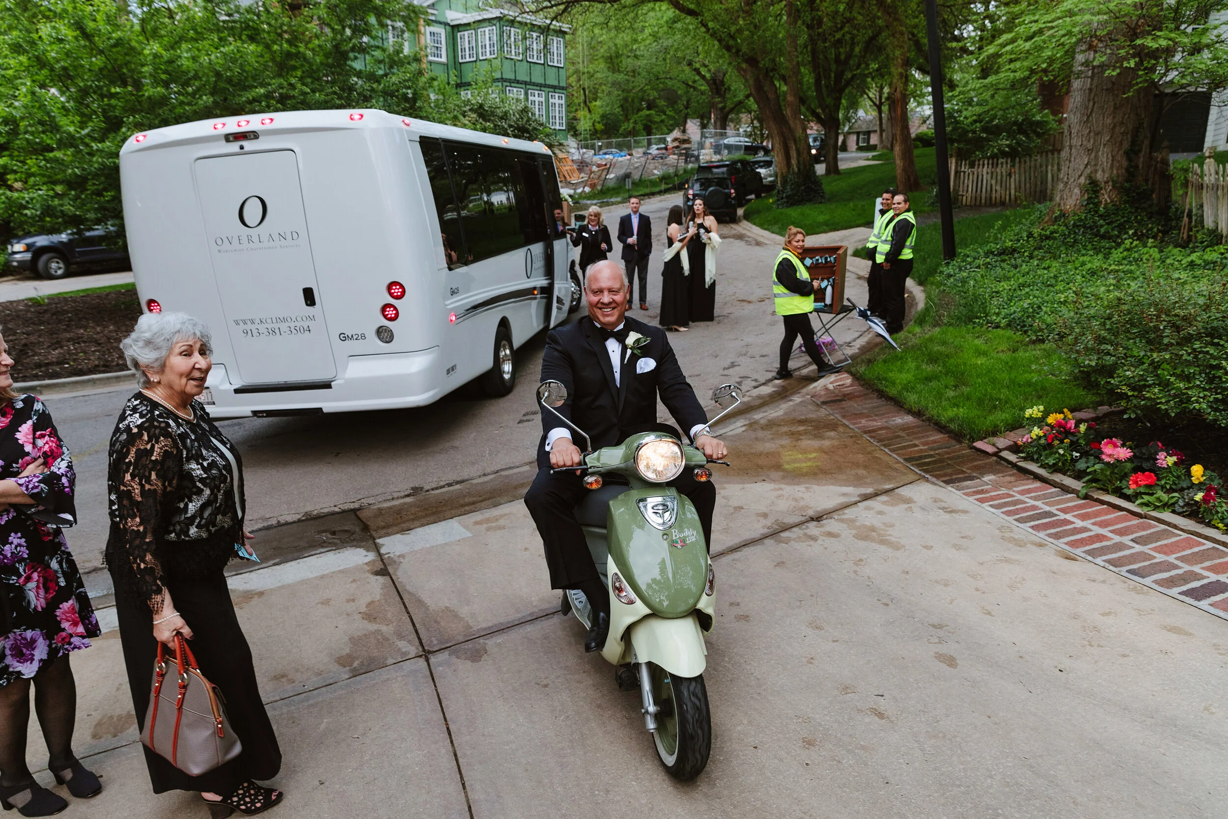 22____18_Backyard Wedding and Visitation Church_Kindling Wedding Photograpy_08.JPG