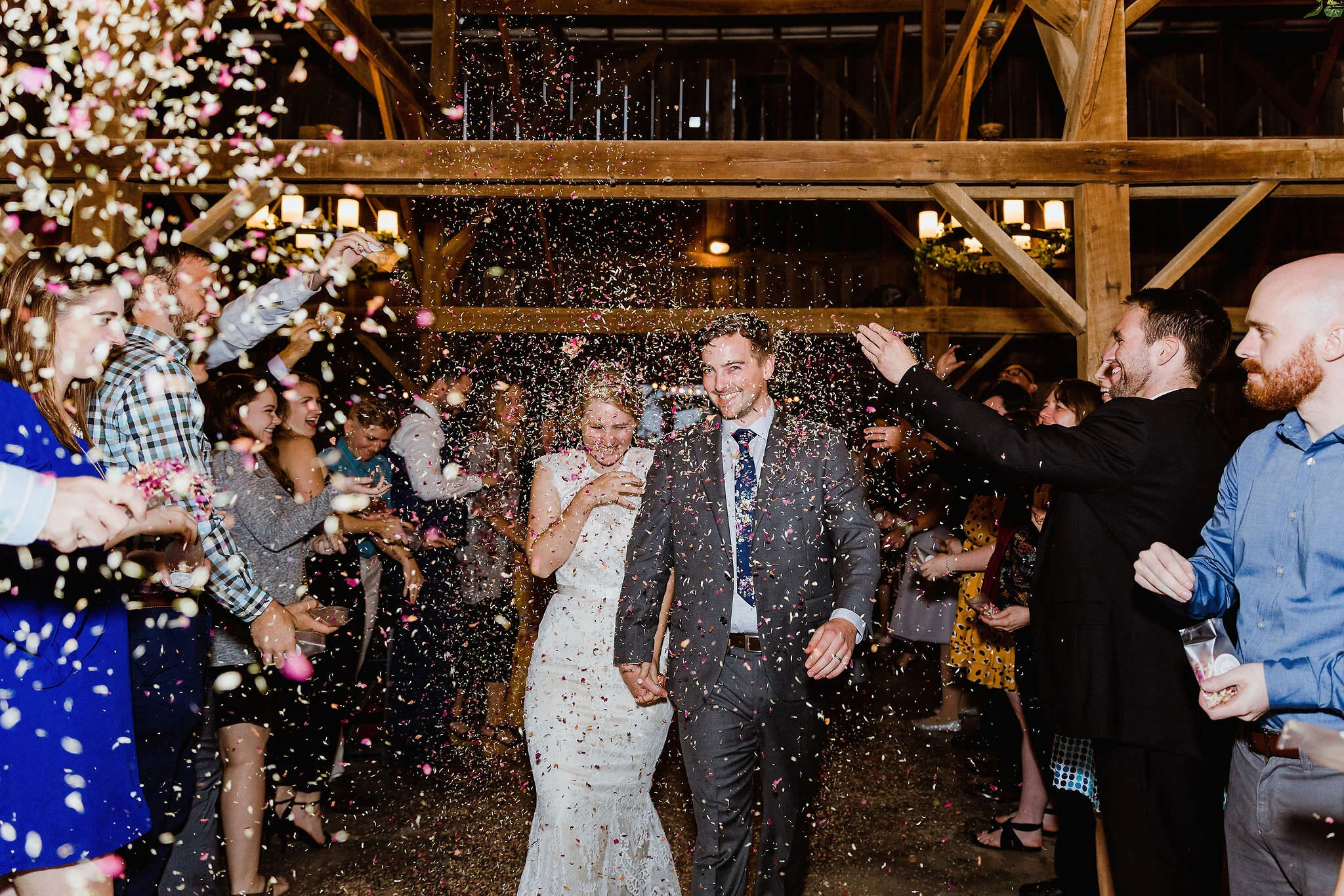 61____33_Tobacco Barn Farm Fall Wedding_Kindling Wedding Photography.JPG