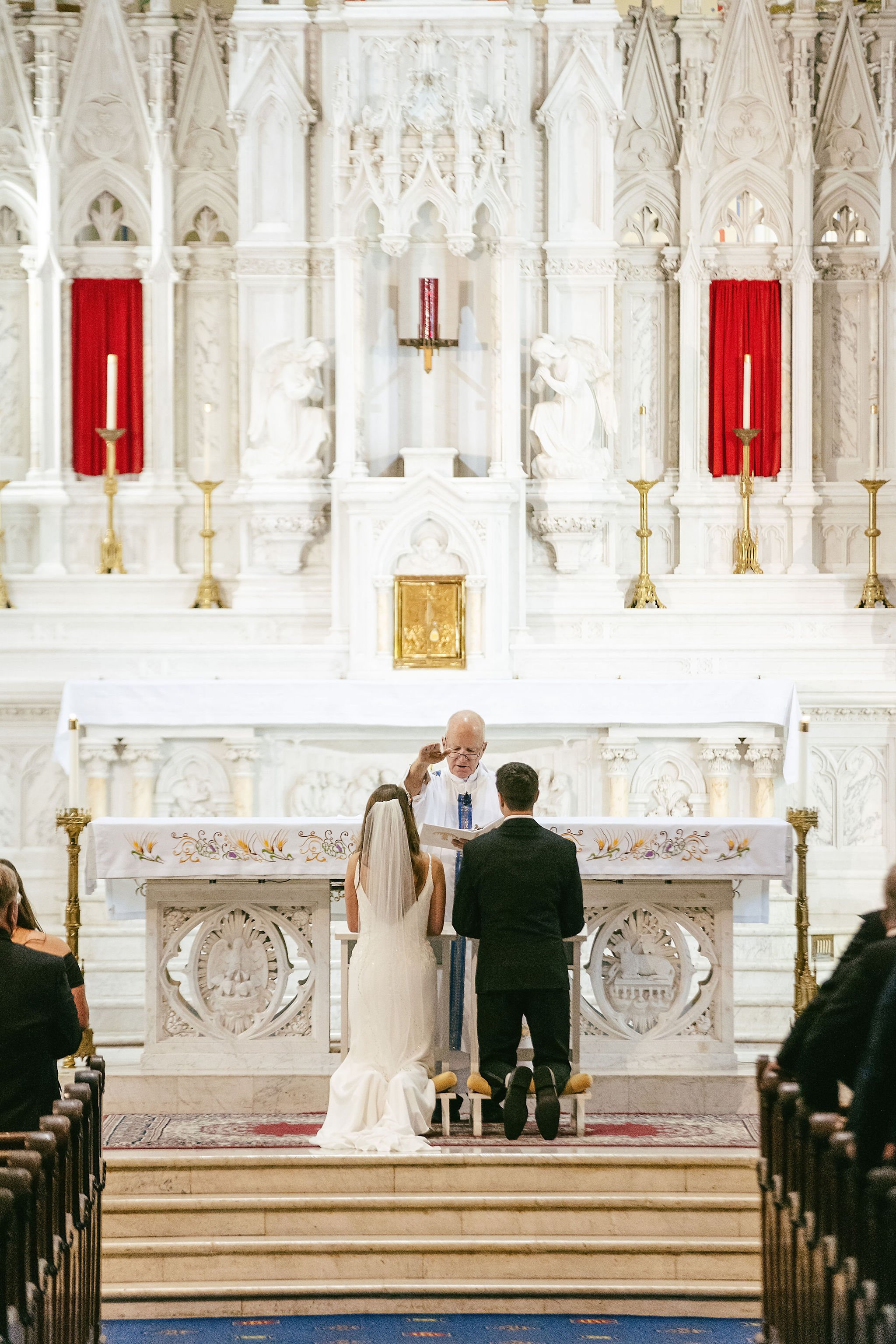 Kansas City Wedding Photography_Redemptorist Catholic Church_The View at Briarcliff_15.JPG