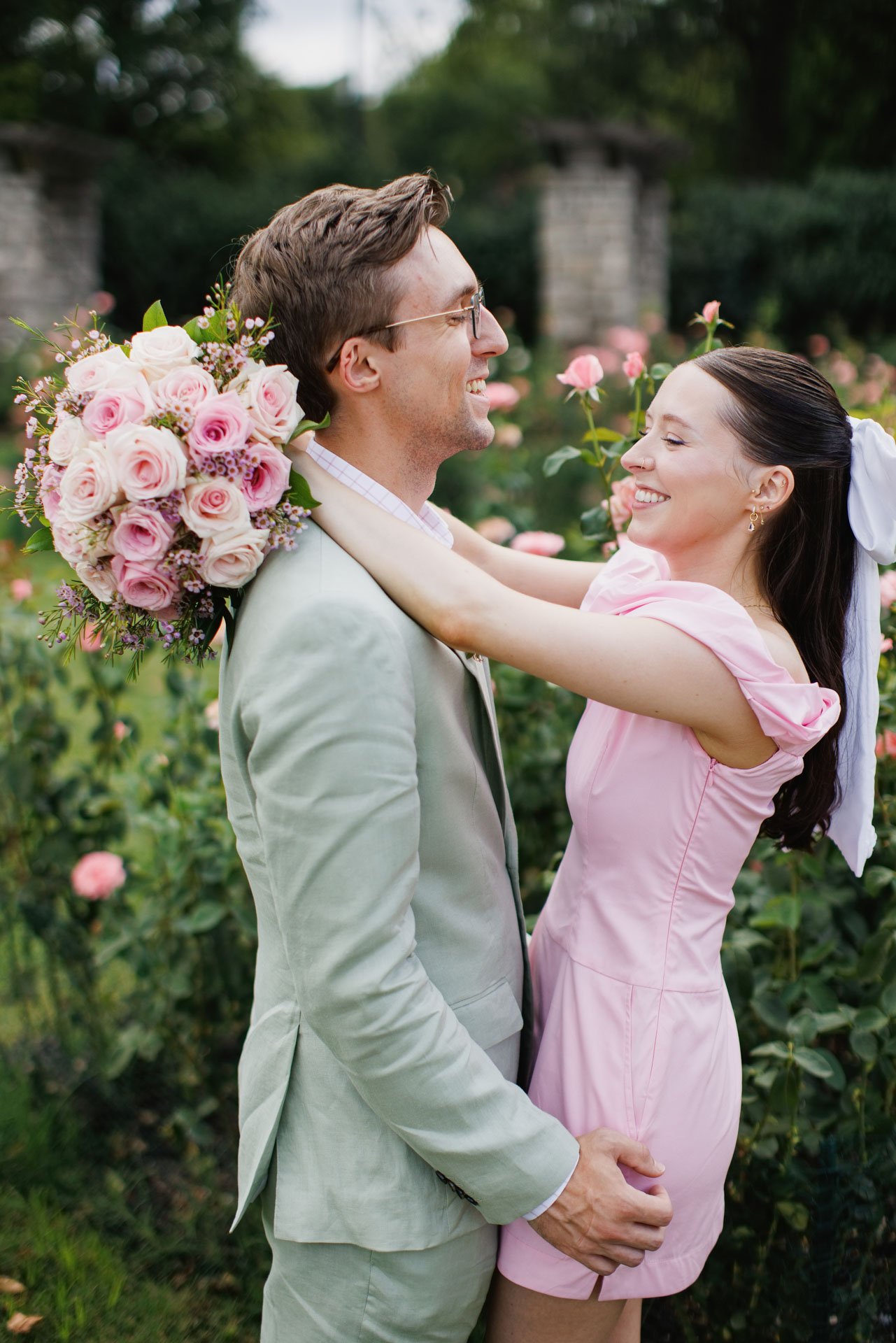 Kindling Wedding Photography Kansas City x Loose Park Rose Garden Wedding Ceremony_06.JPG