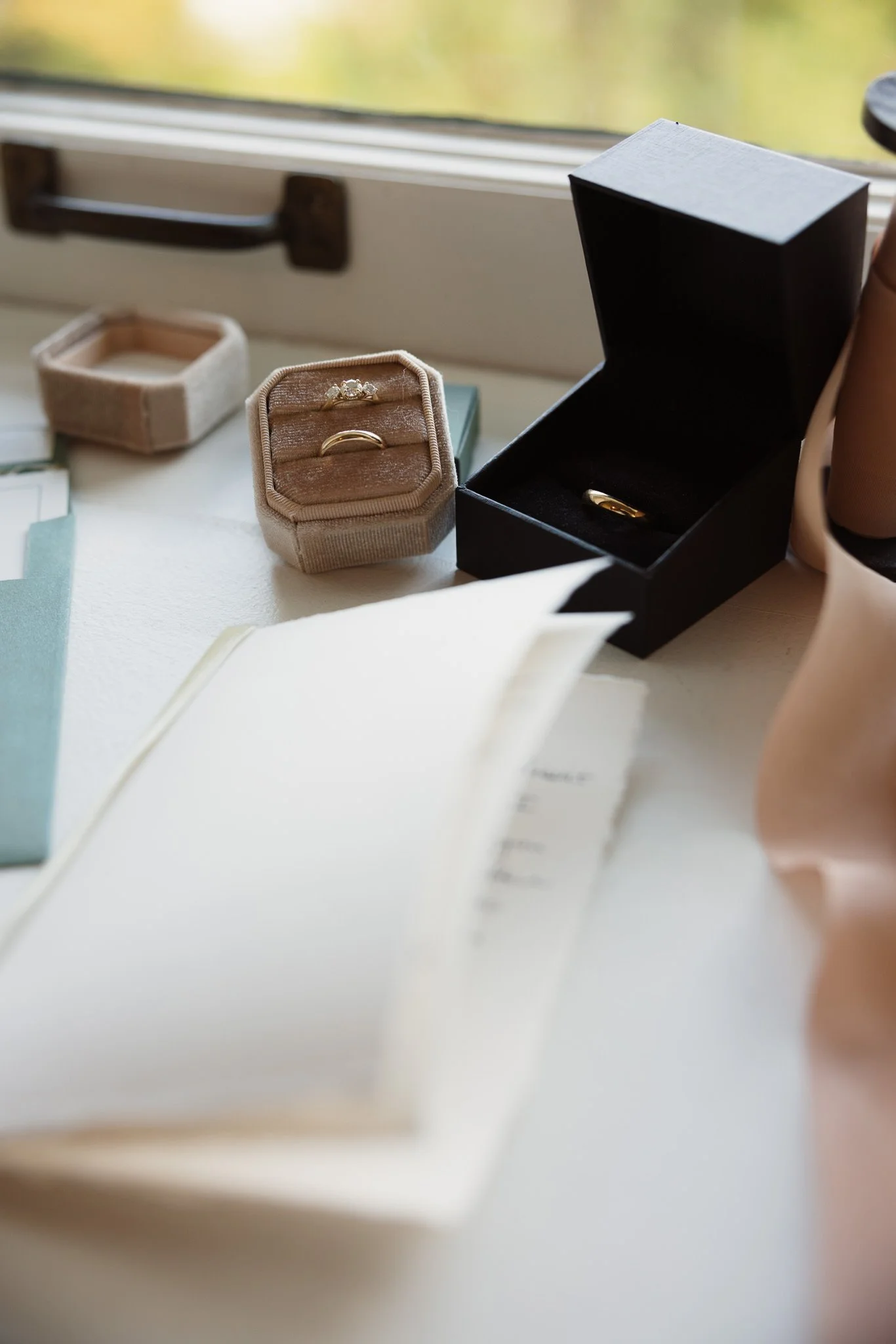 Rebecca + Hayden IG verticals_Kindling Wedding Photography_10.JPG