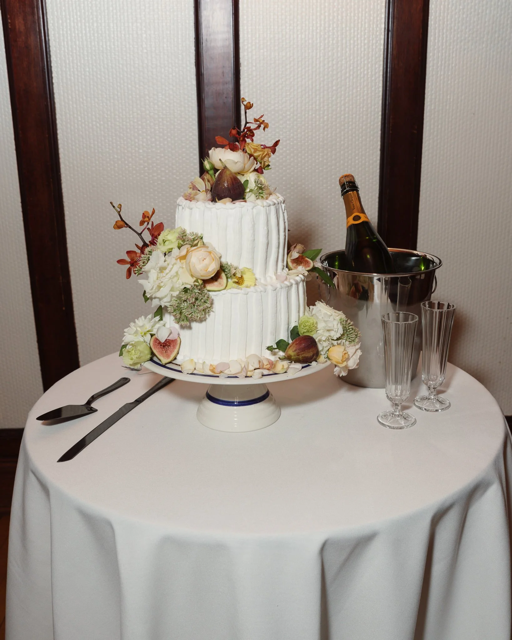 Rebecca + Hayden IG verticals_Kindling Wedding Photography_17.JPG