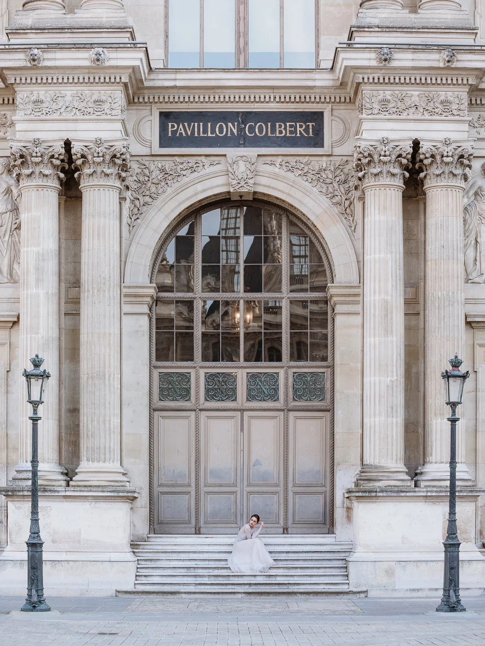 designer-wedding-gown-the-louvre.jpg
