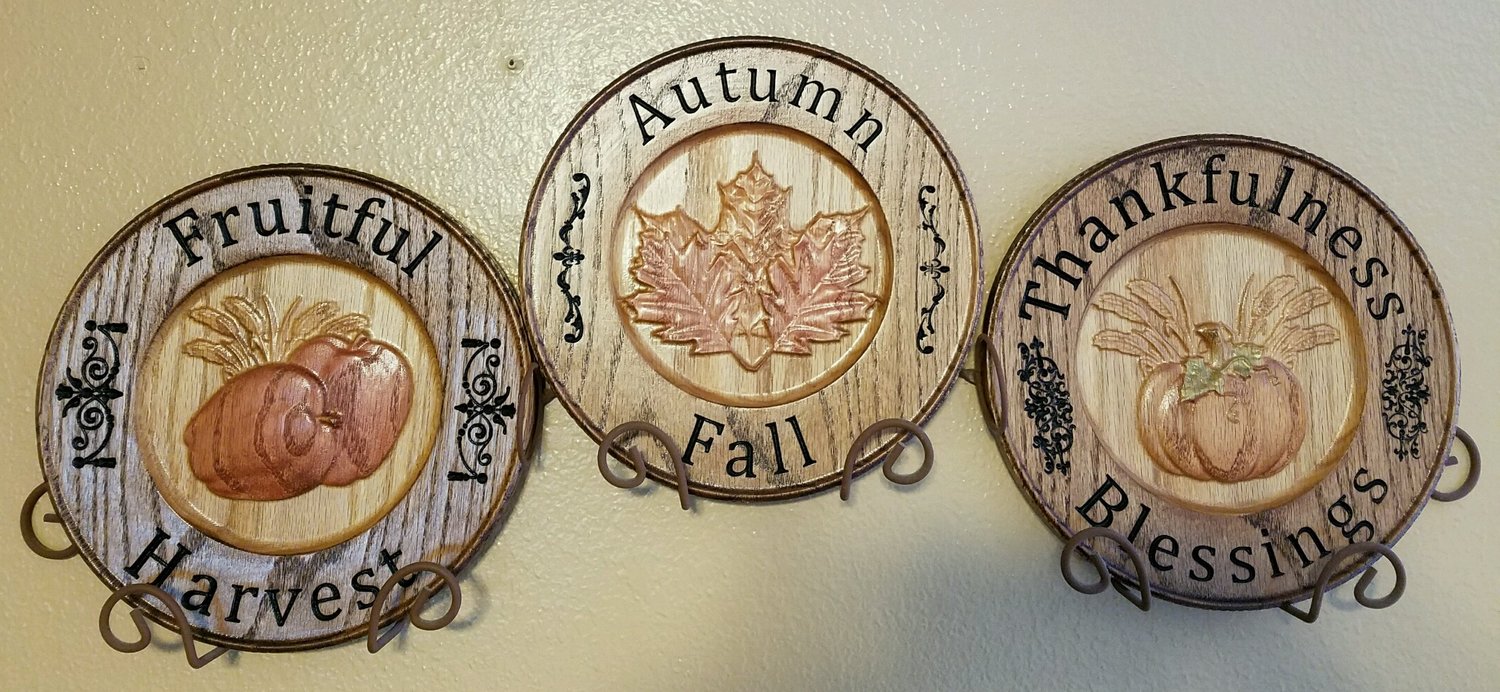 Nice completed decorative plates from Patrick & April Eaton !