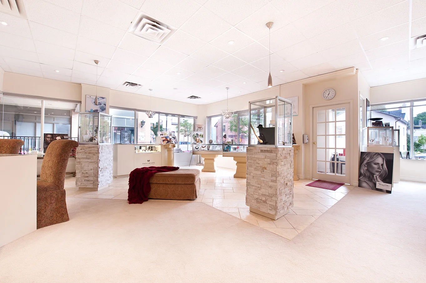 Exclusive Jewlery Sales Caledon | Architectural Photos