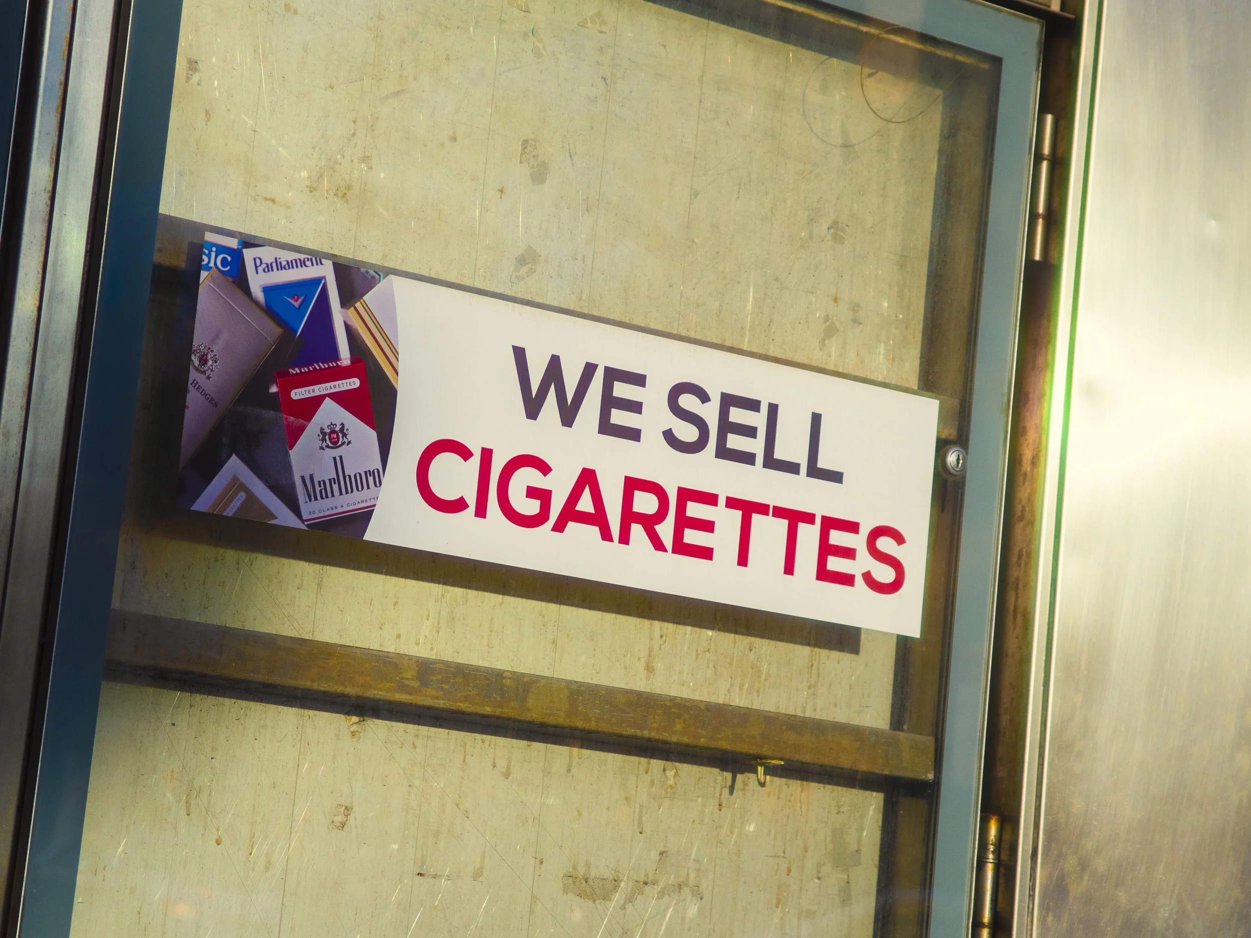 window_display_extras_02.jpg