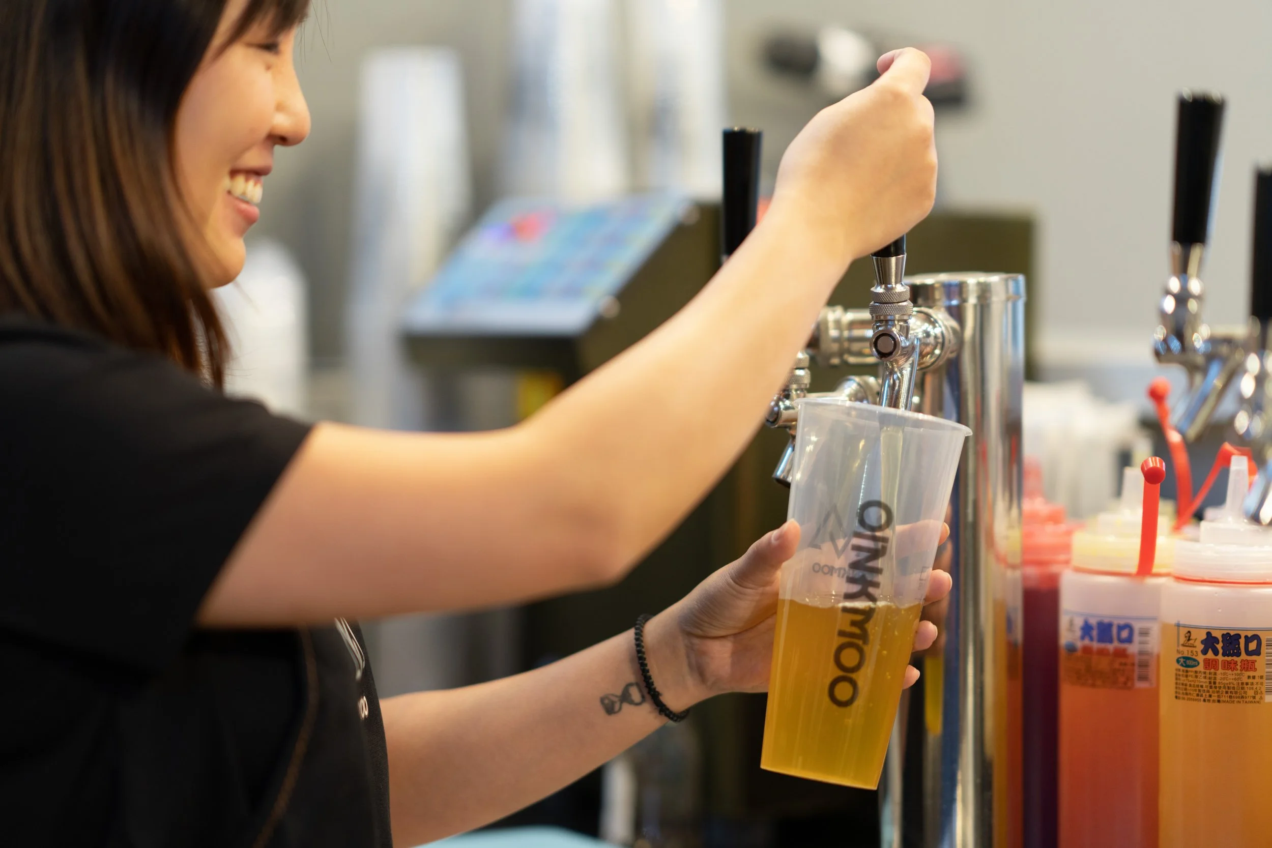 Pouring Tea-50.jpg