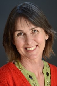 Get noticed when applying for a job – 4 tips to create a compelling cover letter