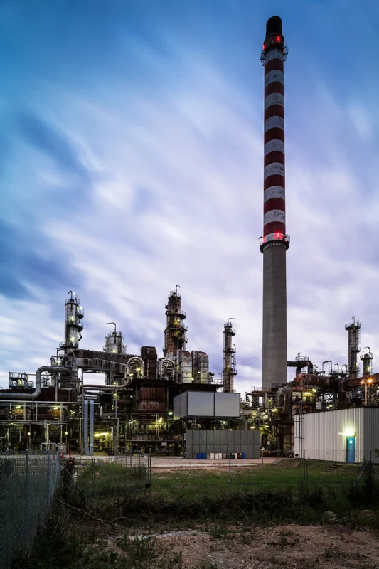 Cressier Refinery. EOS 1D X, 24mm TS-E, 1 min at f11 iso 100.