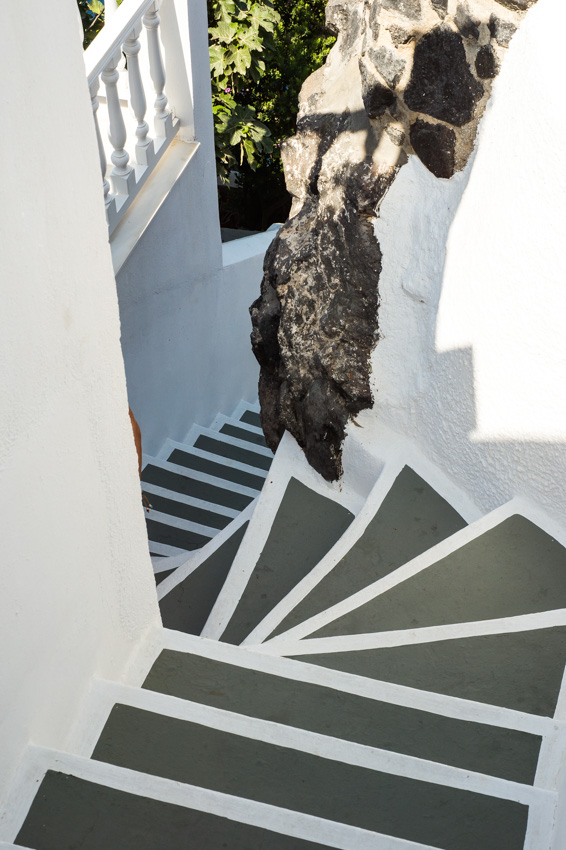 Santorini-8.jpg