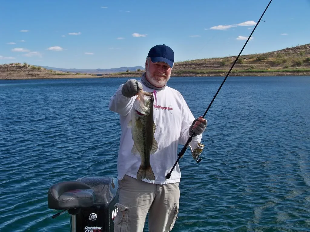 Mead Features a mix of largemouth and smallmouth...