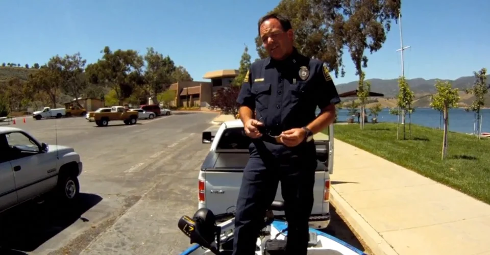 Castaic Lake Clean and Dry Inspections Part 5 Bass Boat Inspection (theBBZtv)