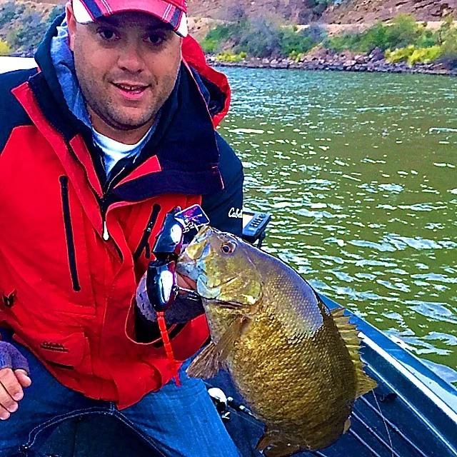 "Tanker Small Mouth" Gets Man Handled with SPRO BBZ-1 Rat