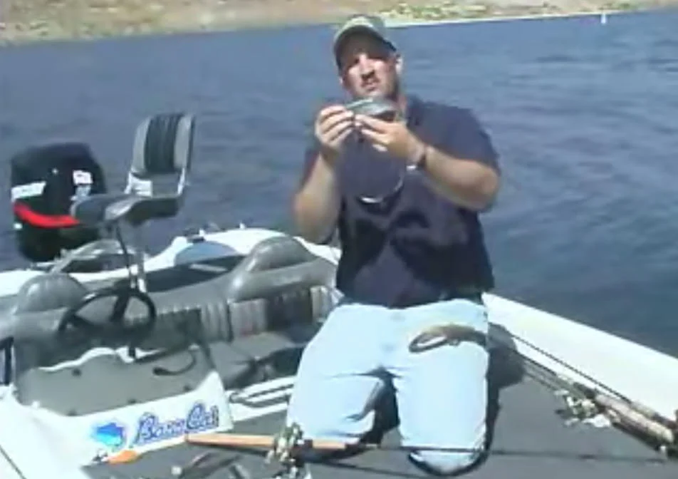 How to place stinger hooks on big baits (swim baits) Keeping it in the BBZ