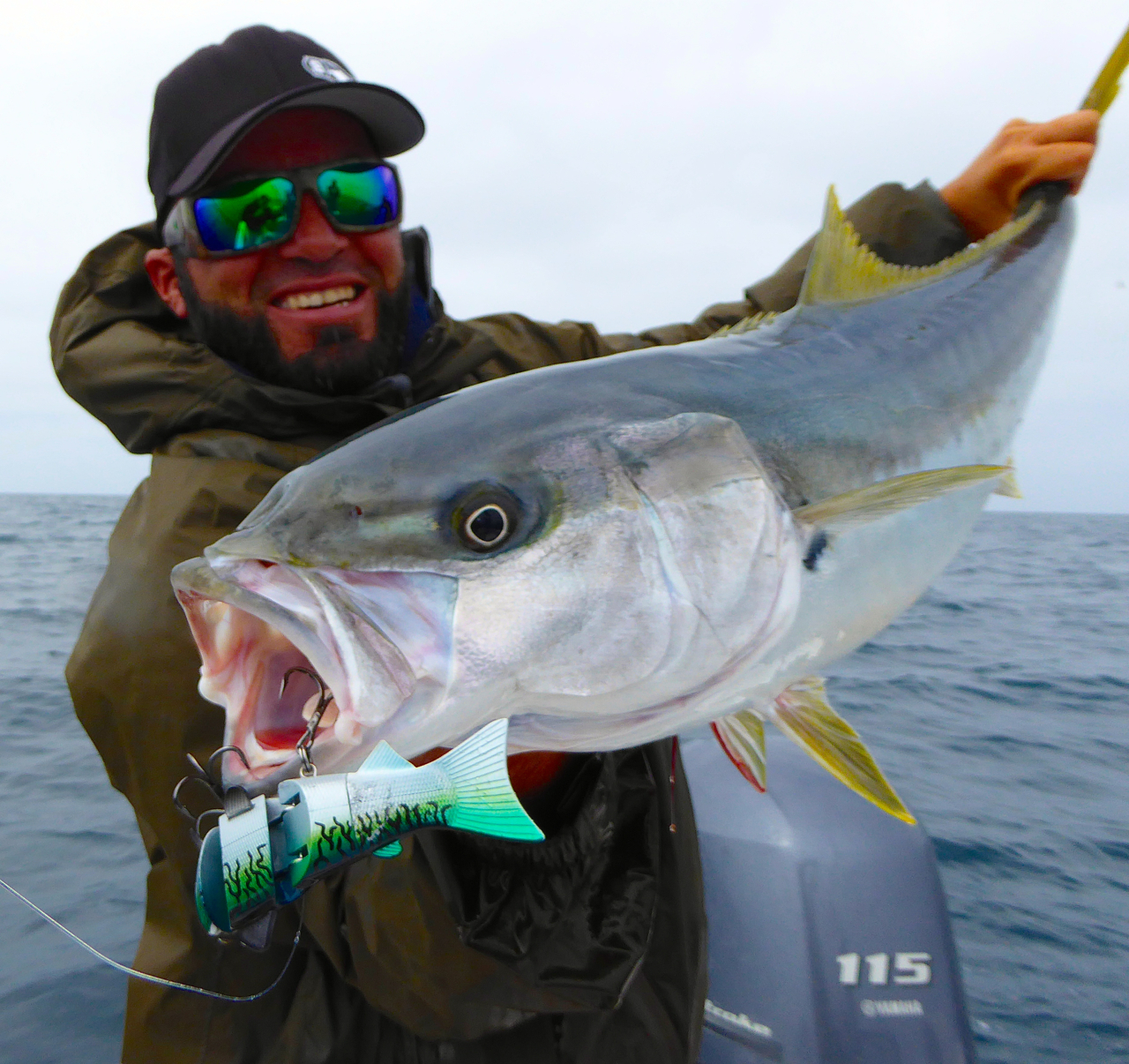 Cousins/SpyOptics Pro-Staffer Thomas Aranda Crushes YellowTail with the BBZ-1 6"