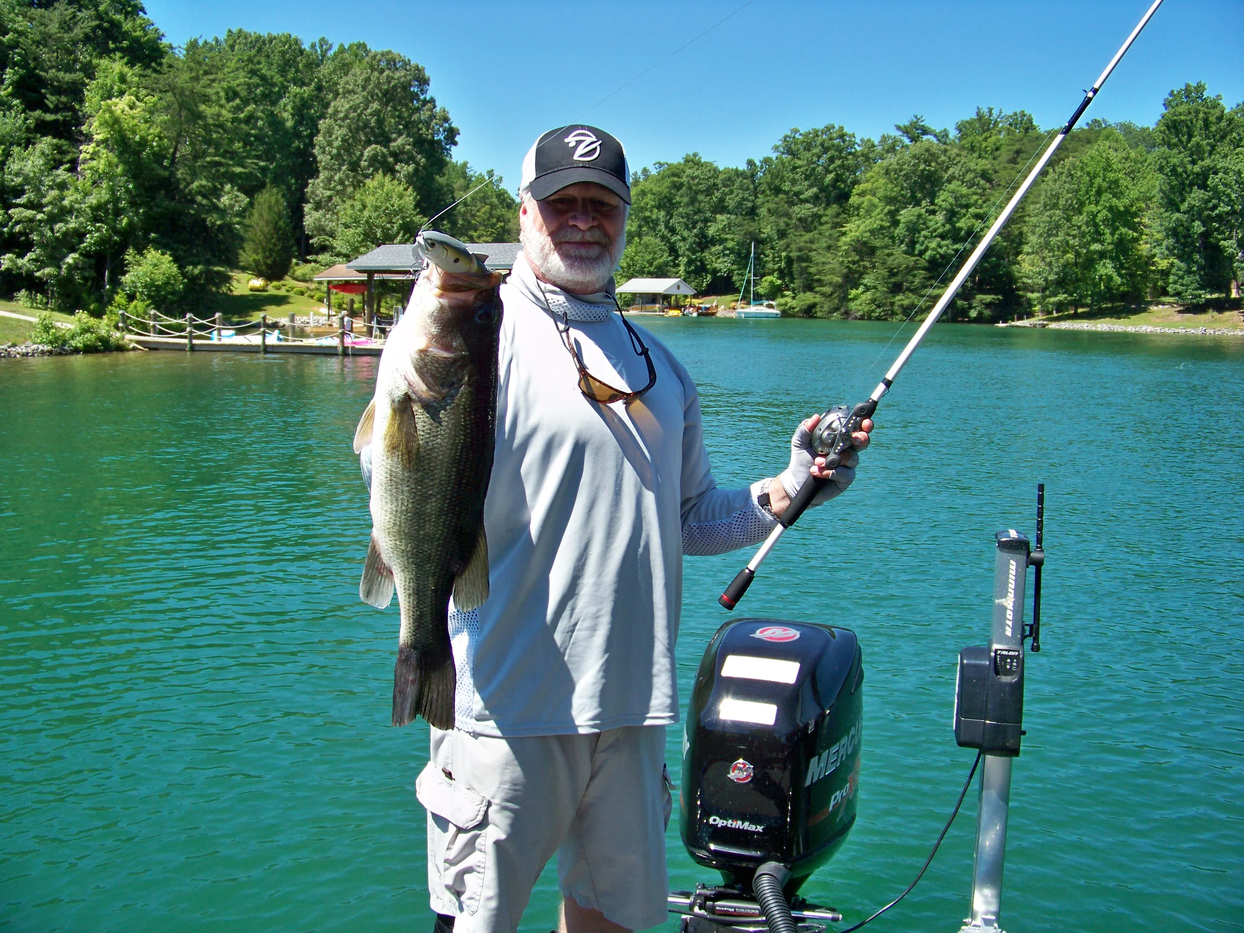 A stout eastern U.S. largemouth eats the SPRO BBZ-1 6” swimbait, myth buster!