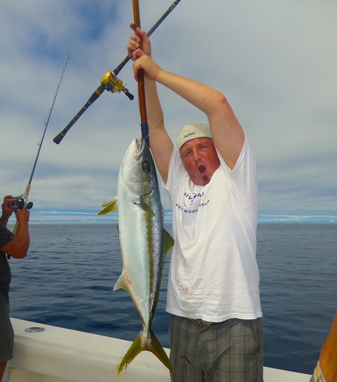 How Do You Test Out New Equipment? Let Someone Else Use It! Cousins Rods vs Yellowtail