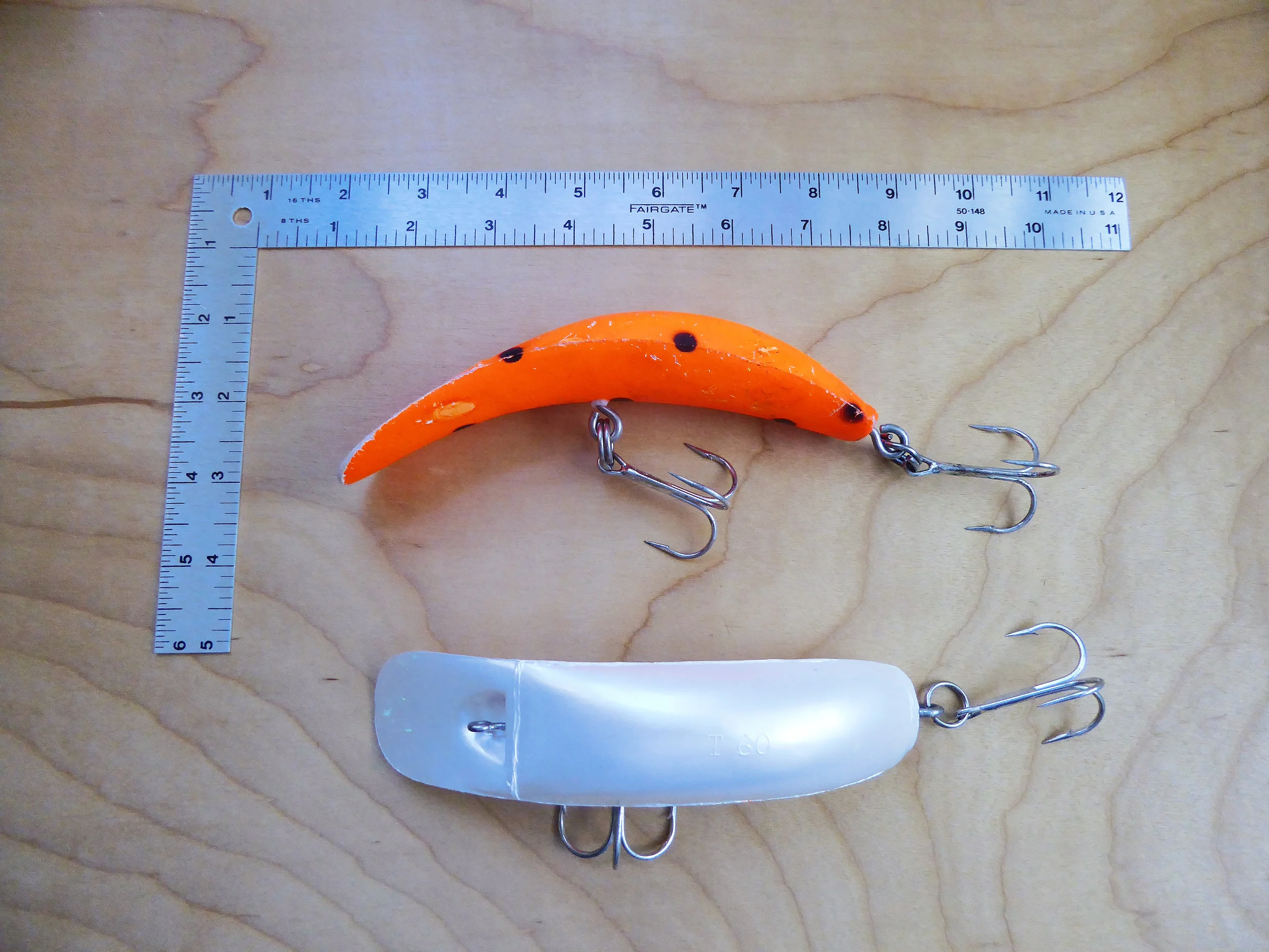 T-60 Flatfish by Worden. Top bait has upgraded split rings and barbs crimped ready to fish.