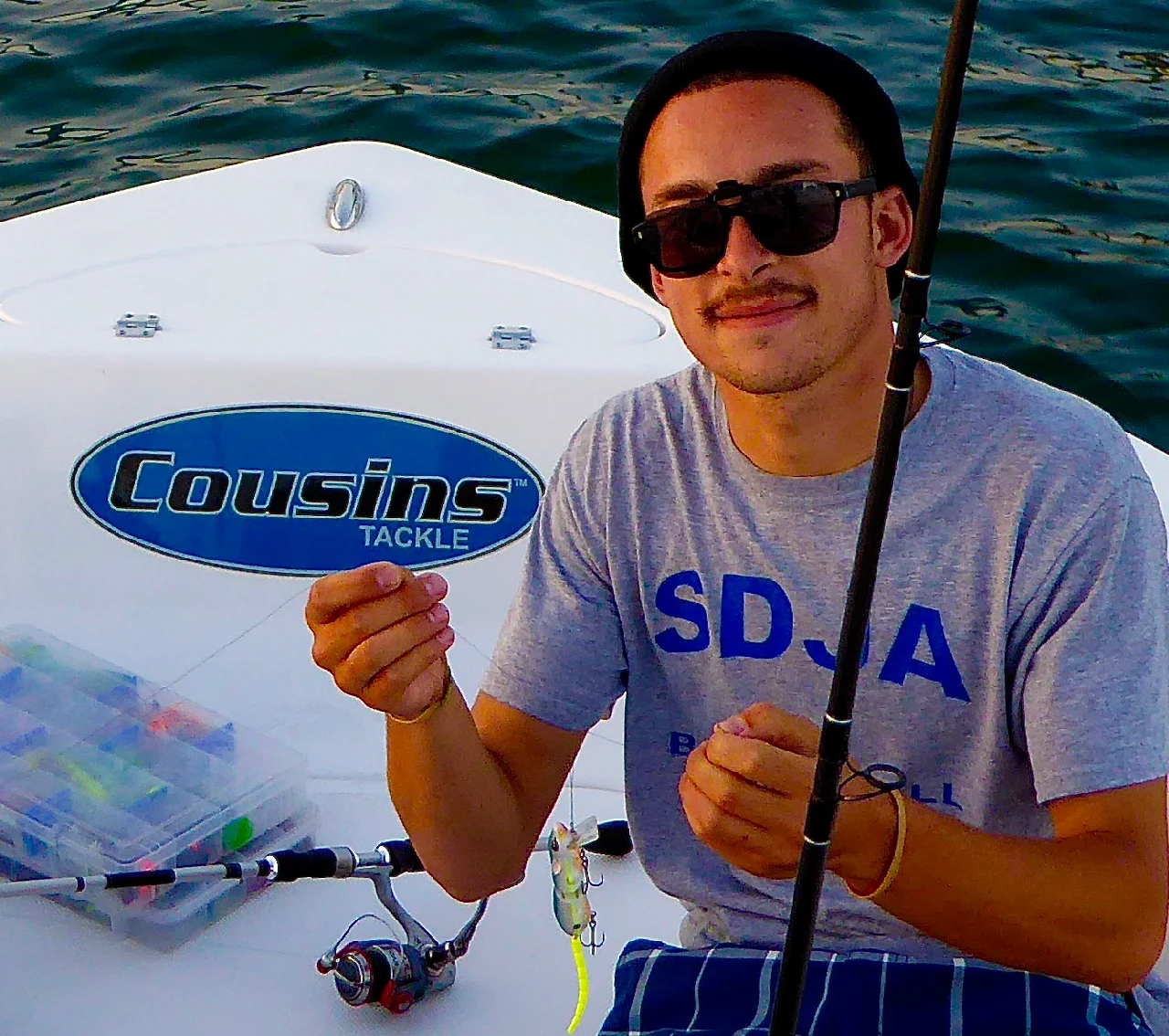 Press Release: Stan Kaplun Signs With Cousins Rods