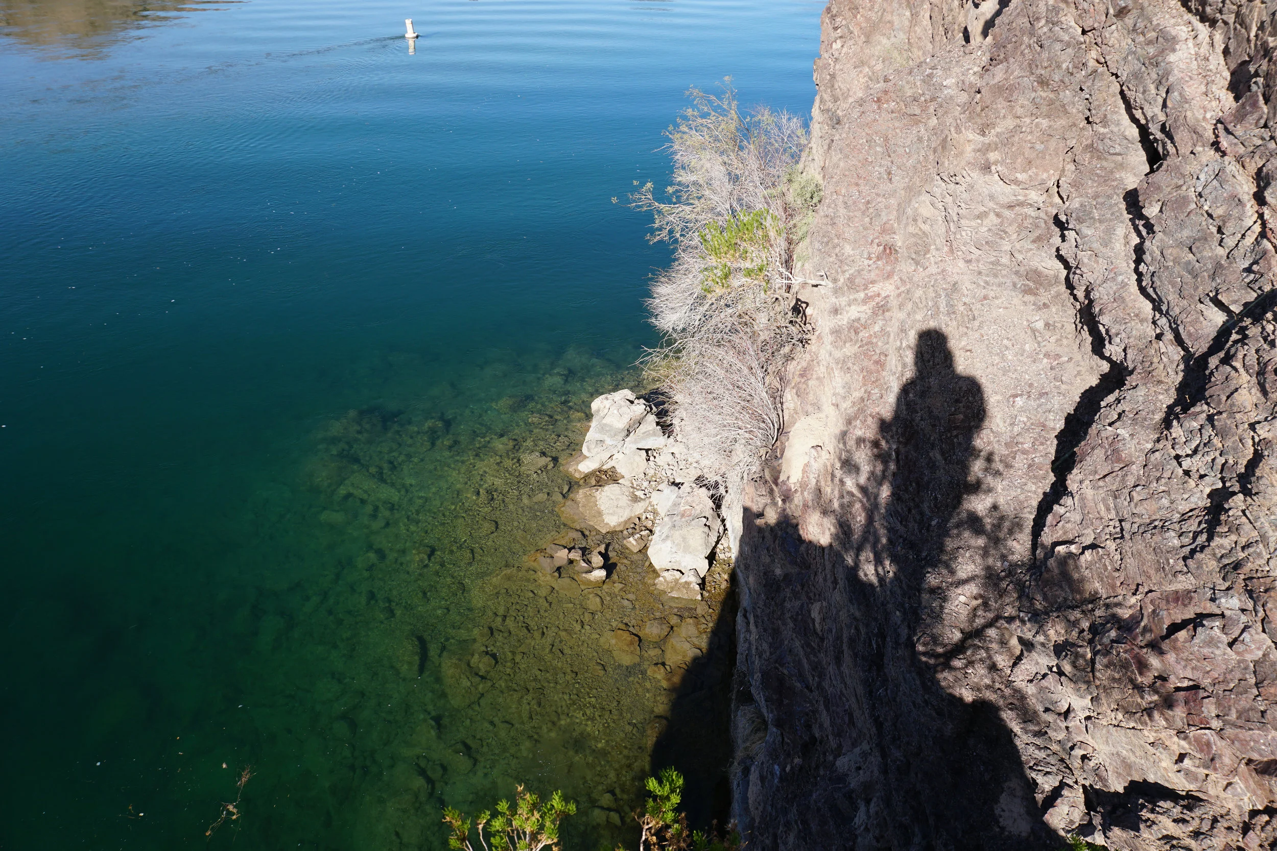 That means you must place yourself where most won’t. ‘Eagle Eye’ looking down on the fish.
