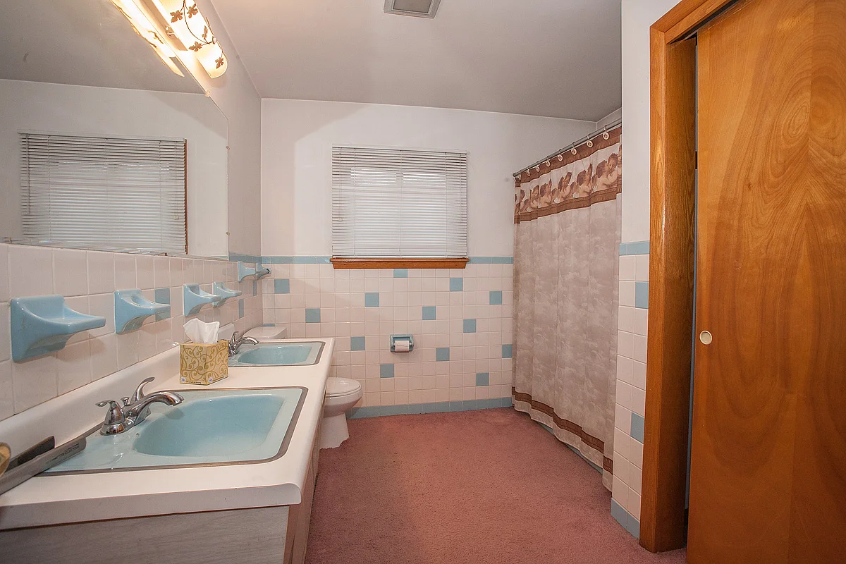 17Jarvis_83SunValleyGlenDale.jpg