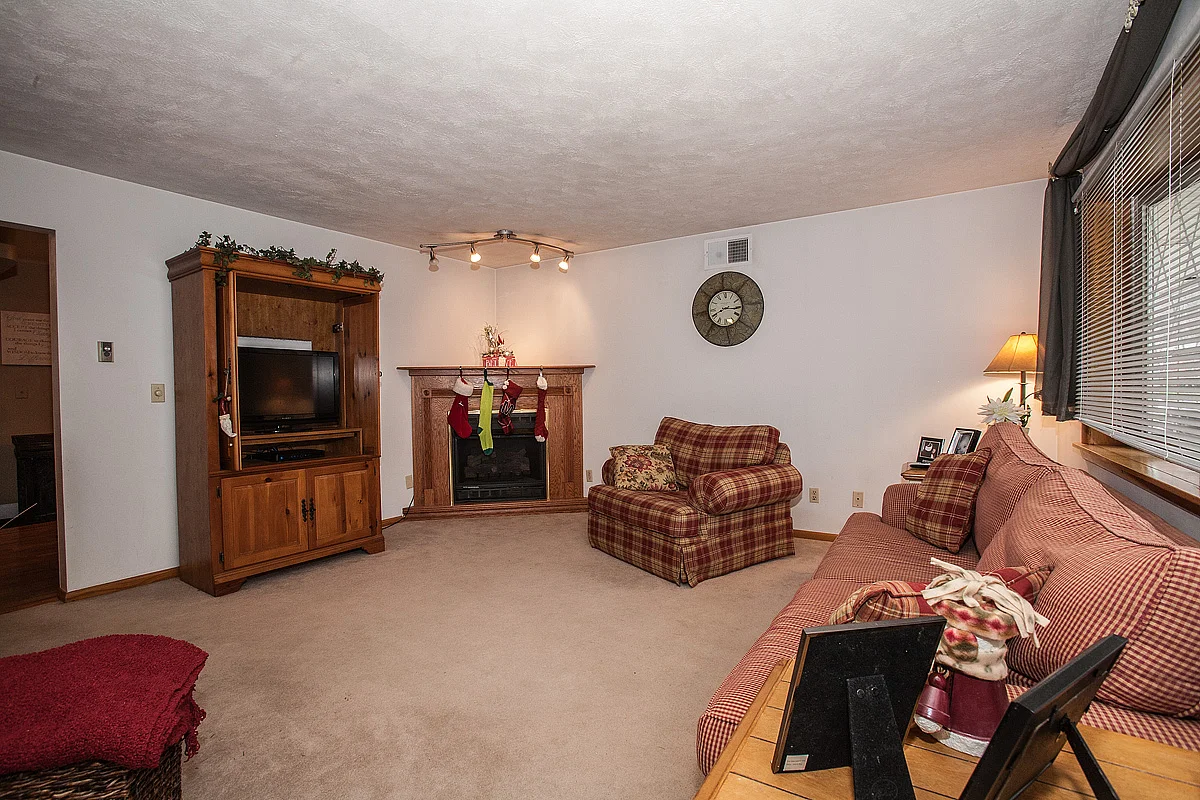 14Jarvis_83SunValleyGlenDale.jpg