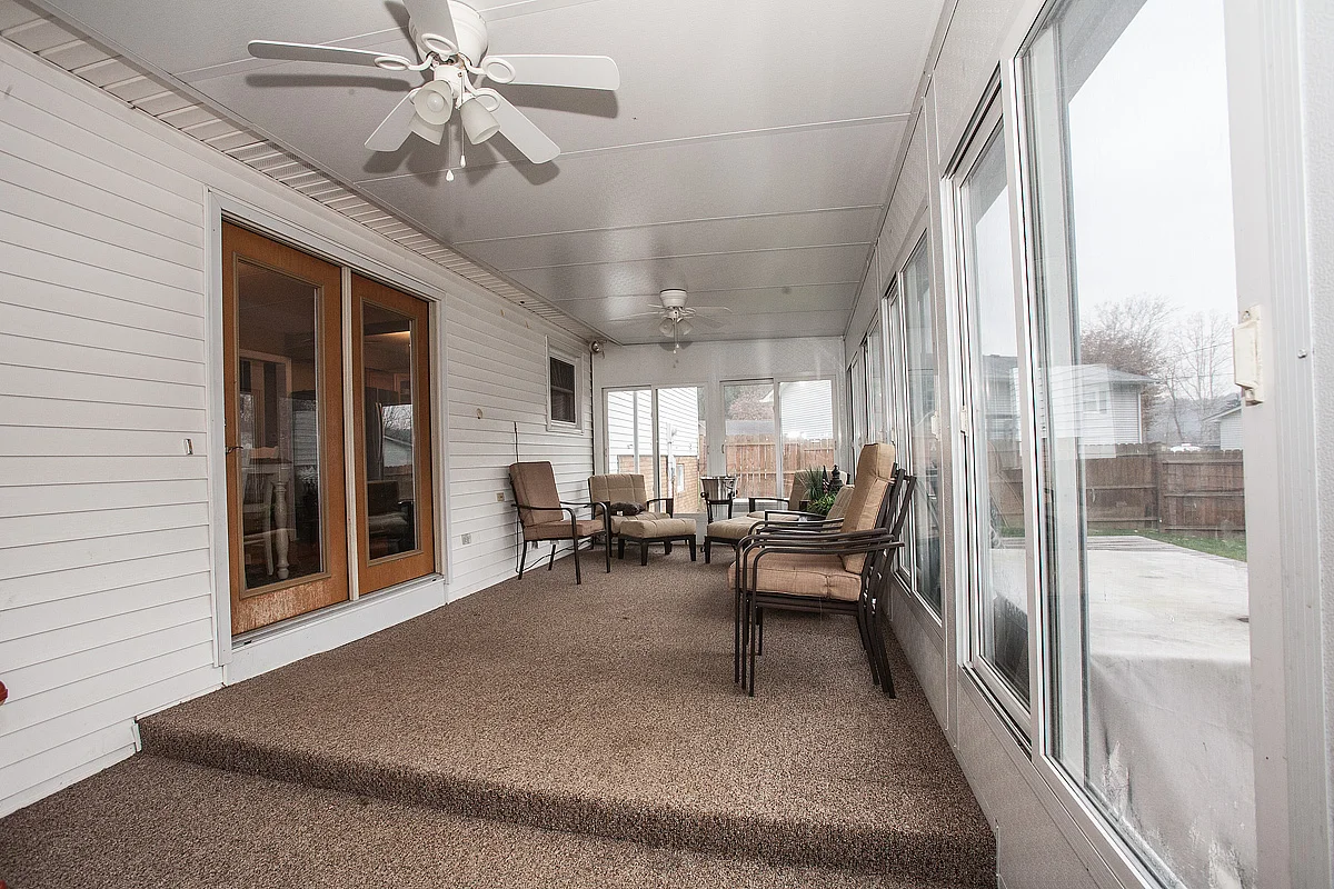 10Jarvis_83SunValleyGlenDale.jpg