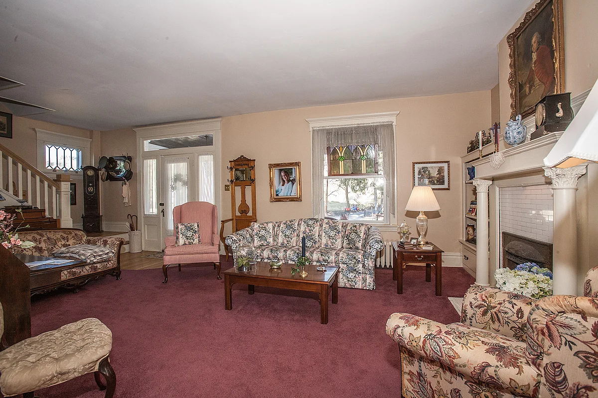 11Fleahman_33EdgwoodStWheeling.jpg